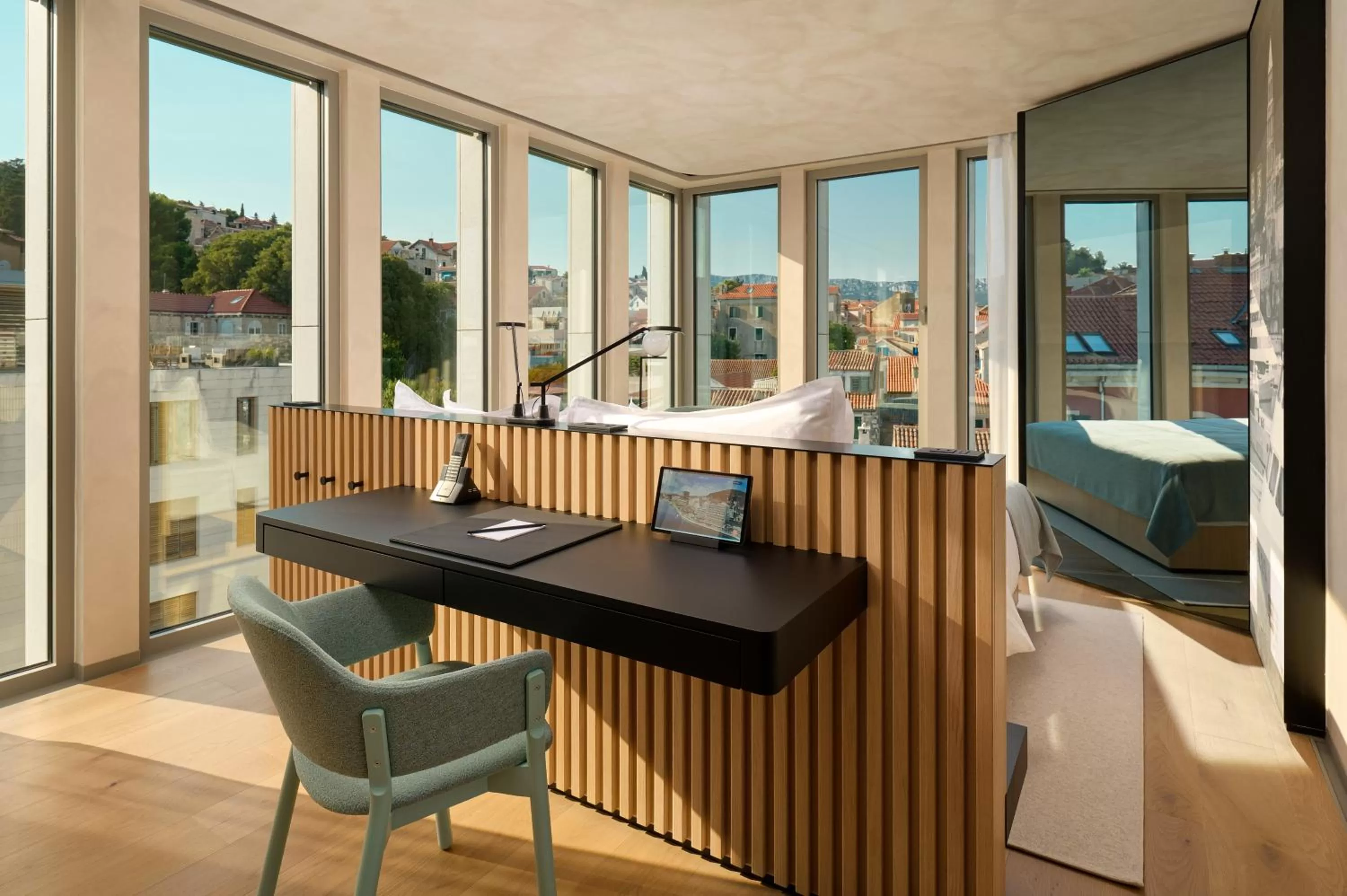 Superior King Room with City View - single occupancy in Hotel Ambasador