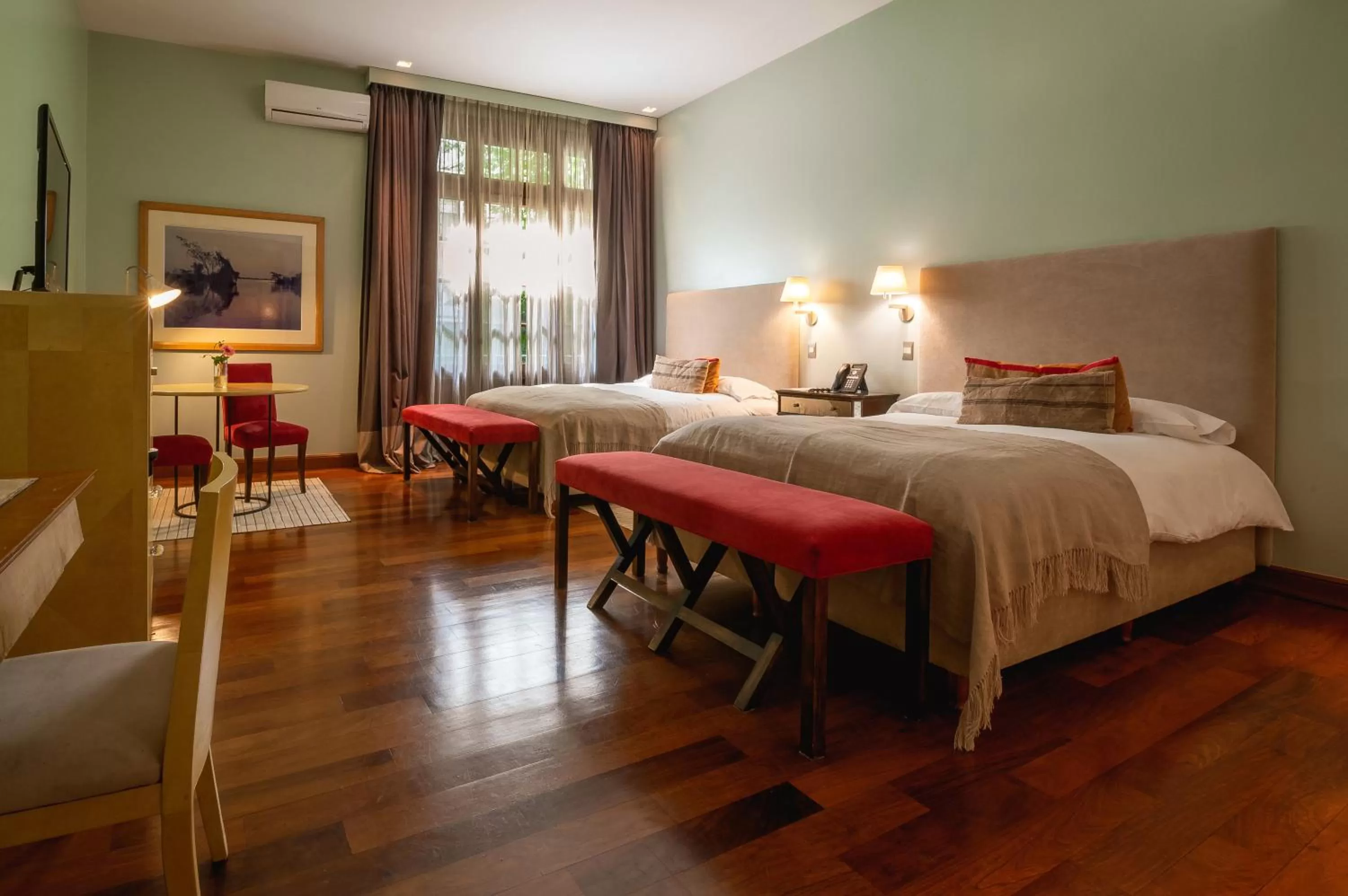 Quadruple Room in Hub Porteño