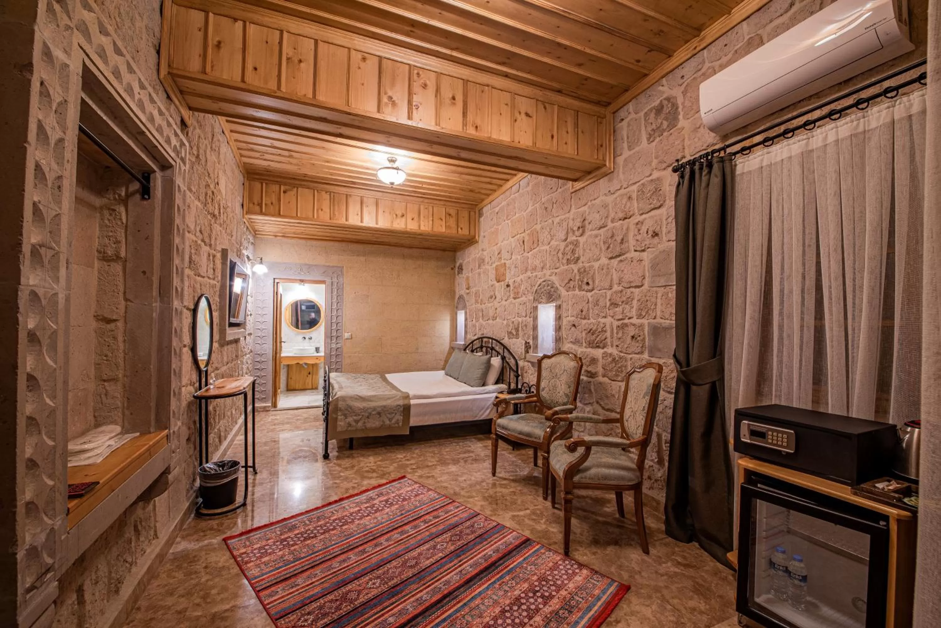 Stone Standard Double Room in Cratus Stone Palace