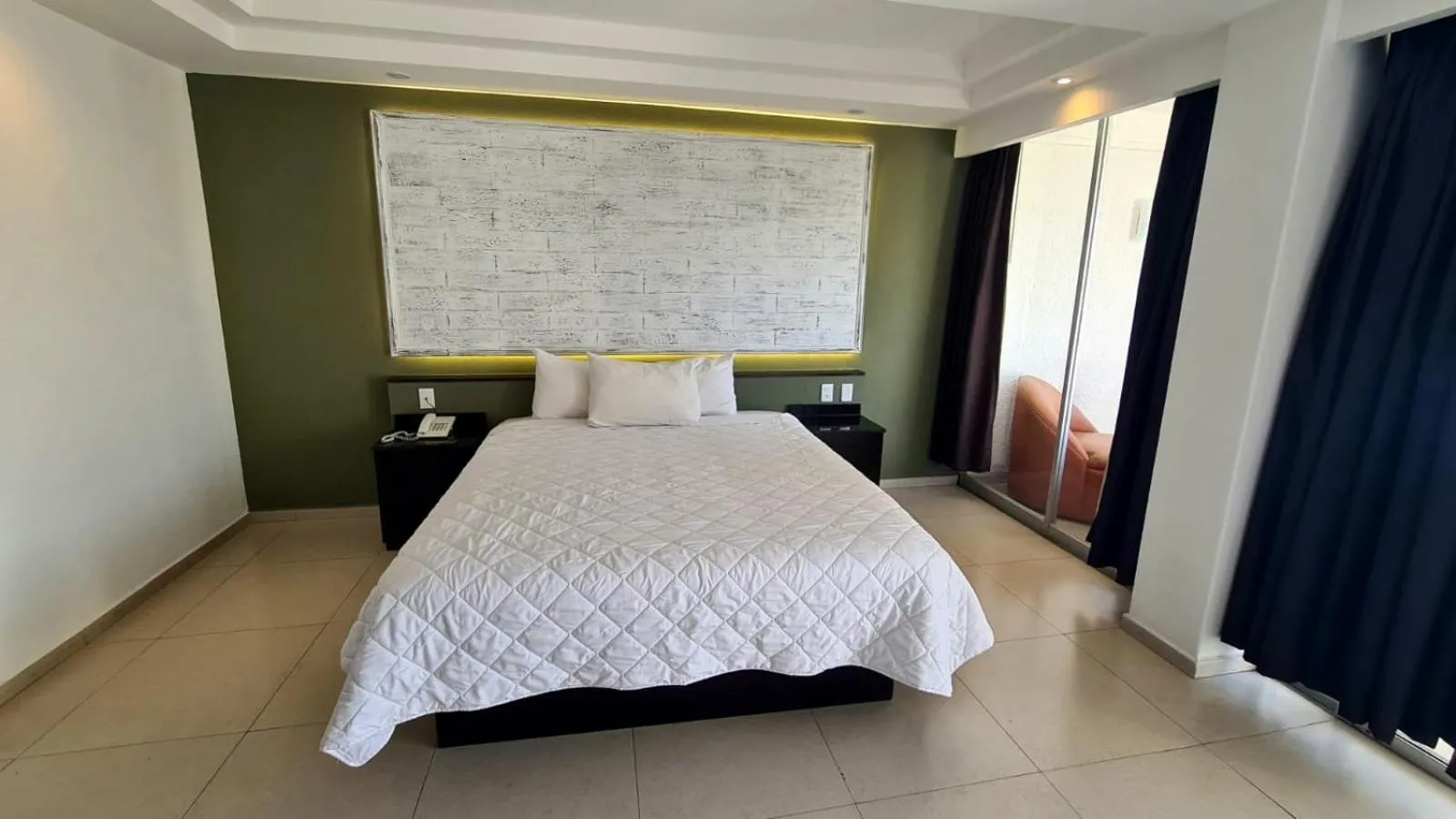 Standard Queen Suite in Hotel Borda Cuernavaca