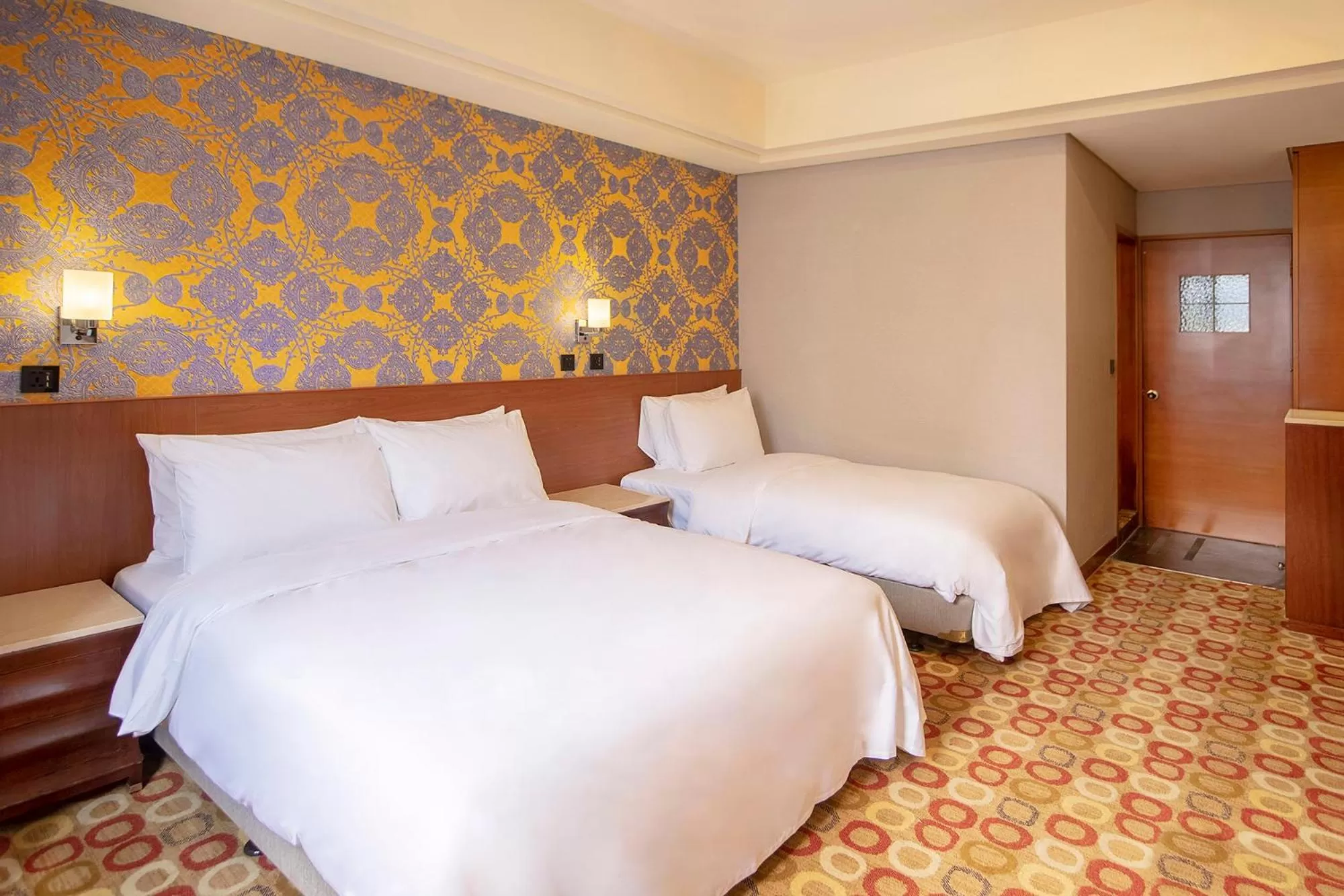 Triple Room in Hej Taipei Arena Hotel