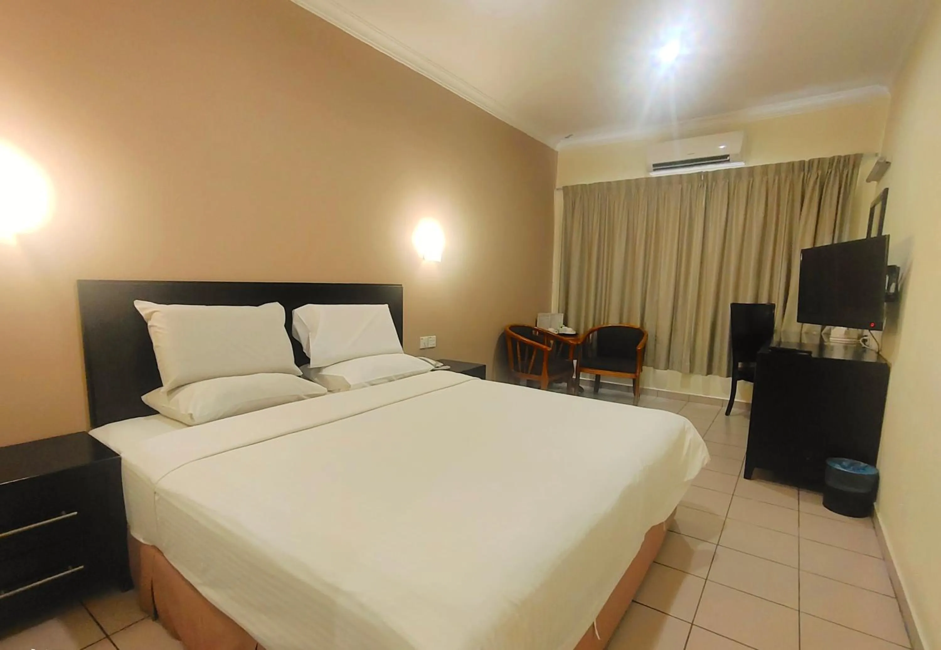 Standard Double Room in Megah D'Aru Hotel