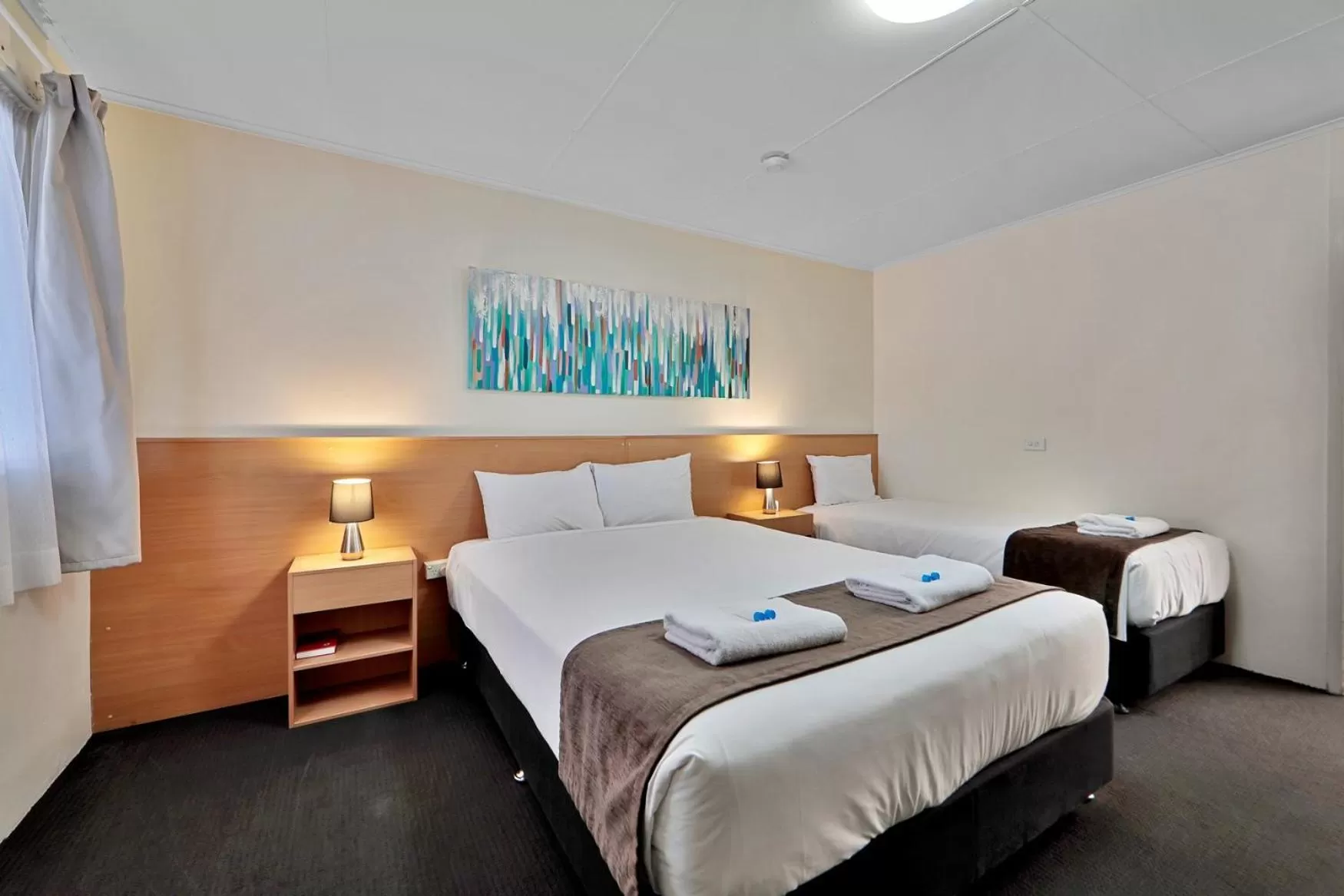 Deluxe Twin Room in Oscar Motel