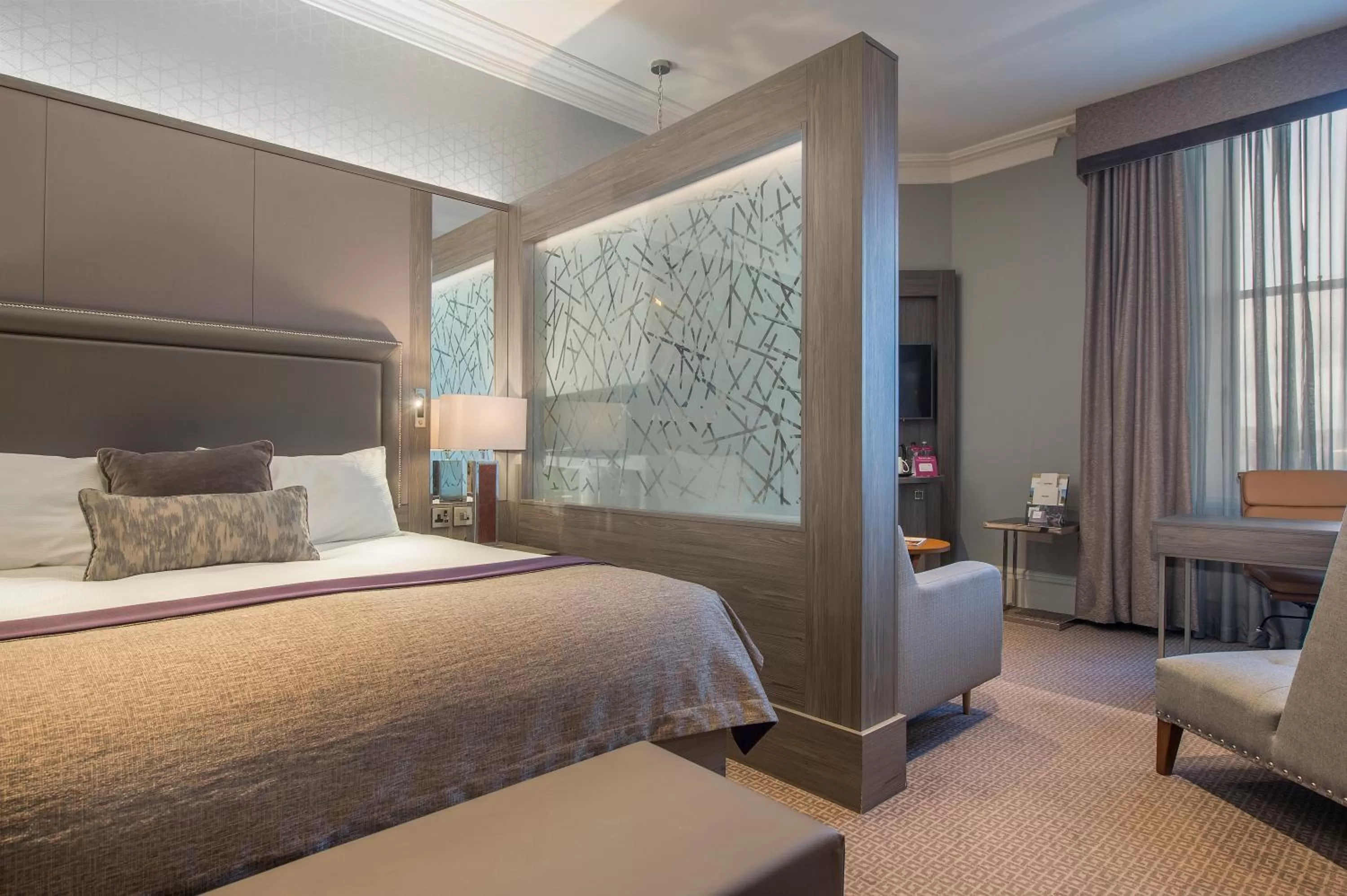 Junior King Suite in Crowne Plaza Royal Victoria - Sheffield by IHG