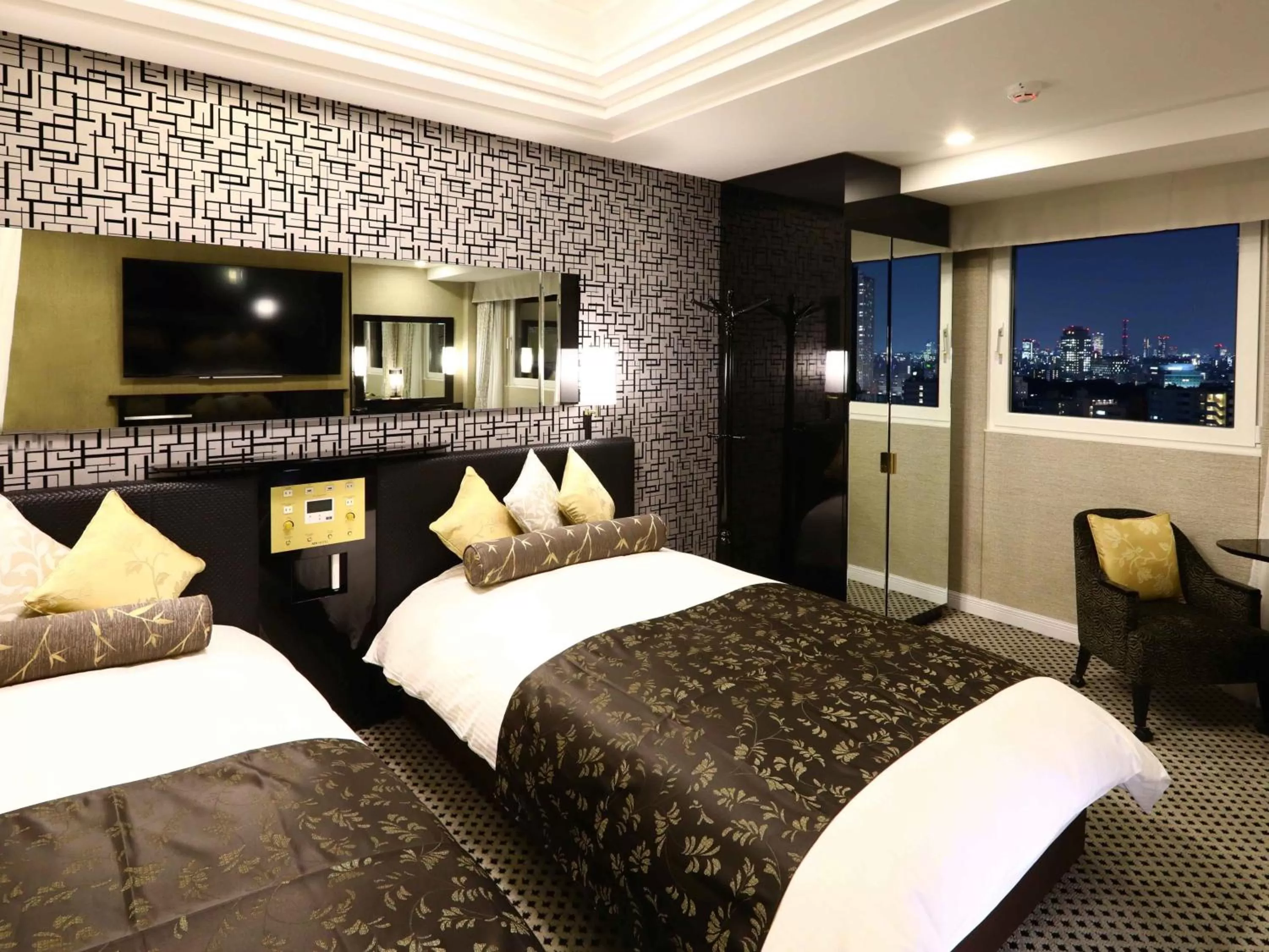 Deluxe Twin Room - Non-Smoking in APA Hotel Yamanote Otsuka Ekimae Tower