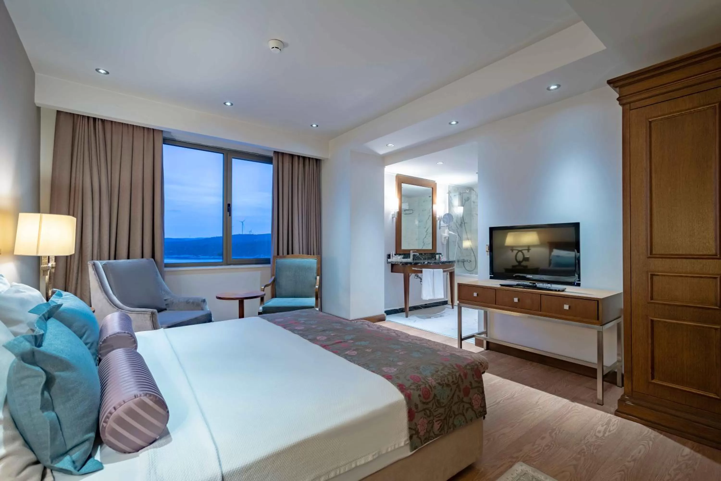 Junior Suite with Sea View in Royal Teos Thermal Resort Clinic & Spa - Halal Hotel
