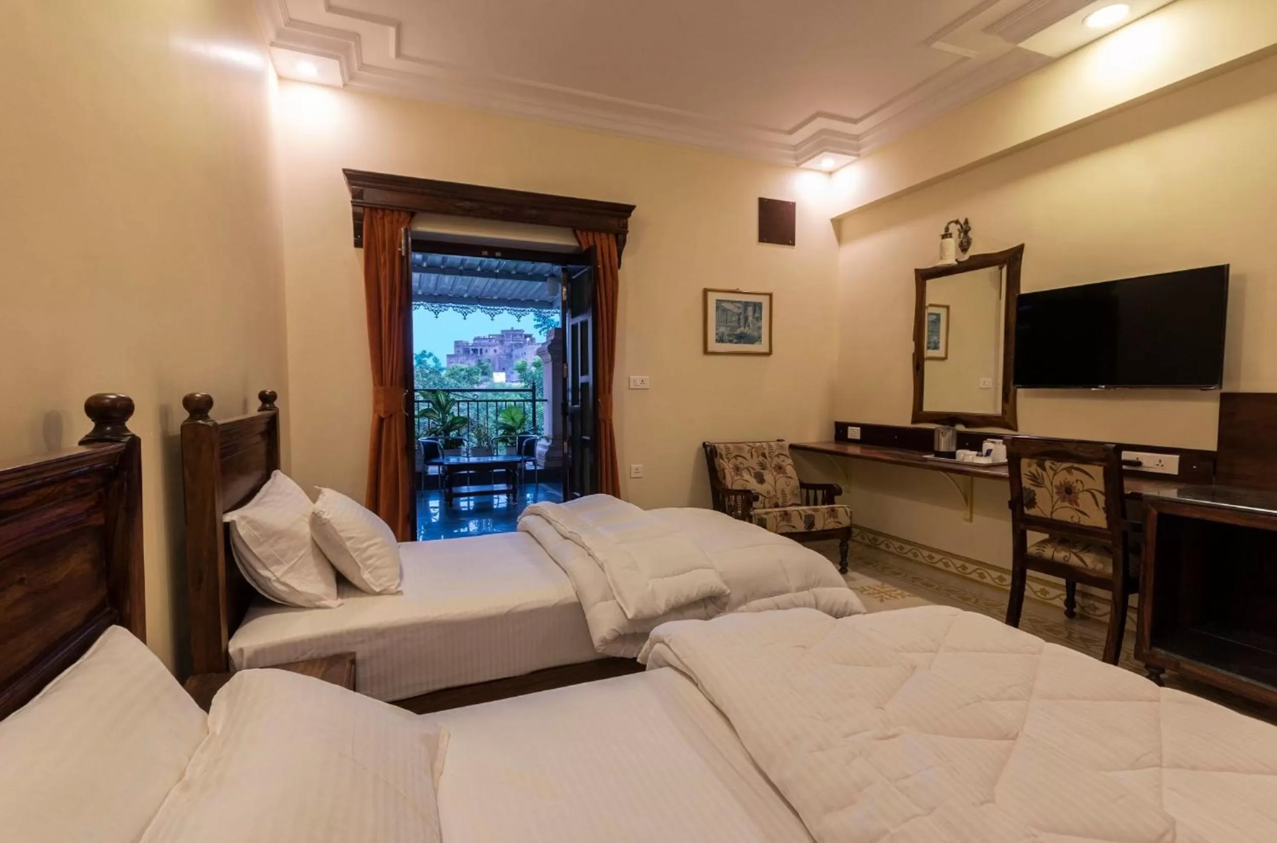 Deluxe Double or Twin Room with Balcony in Hanuwant Niwas Jodhpur