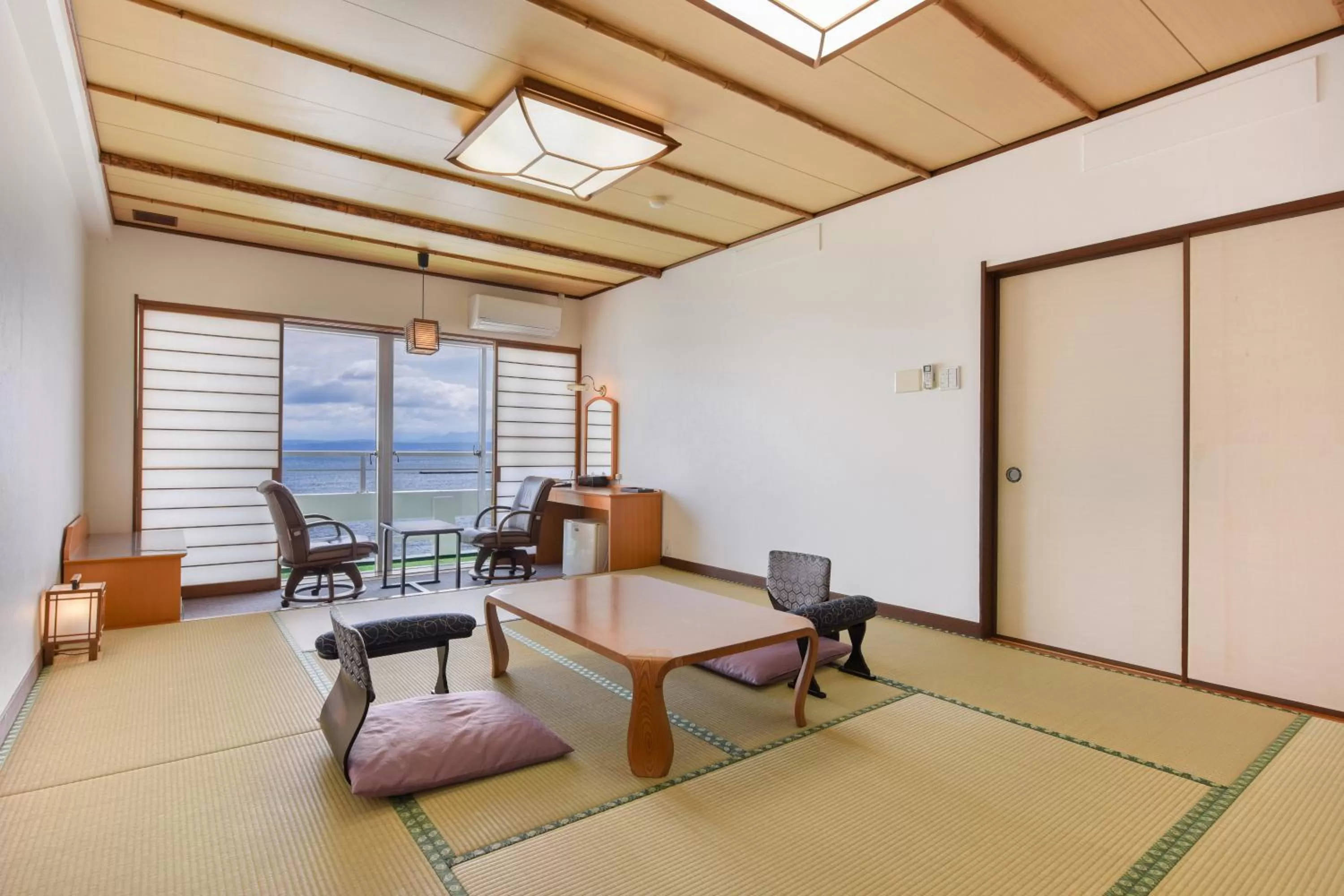 Japanese-Style Room with Sea View - single occupancy in Ibusuki Kaijo Hotel