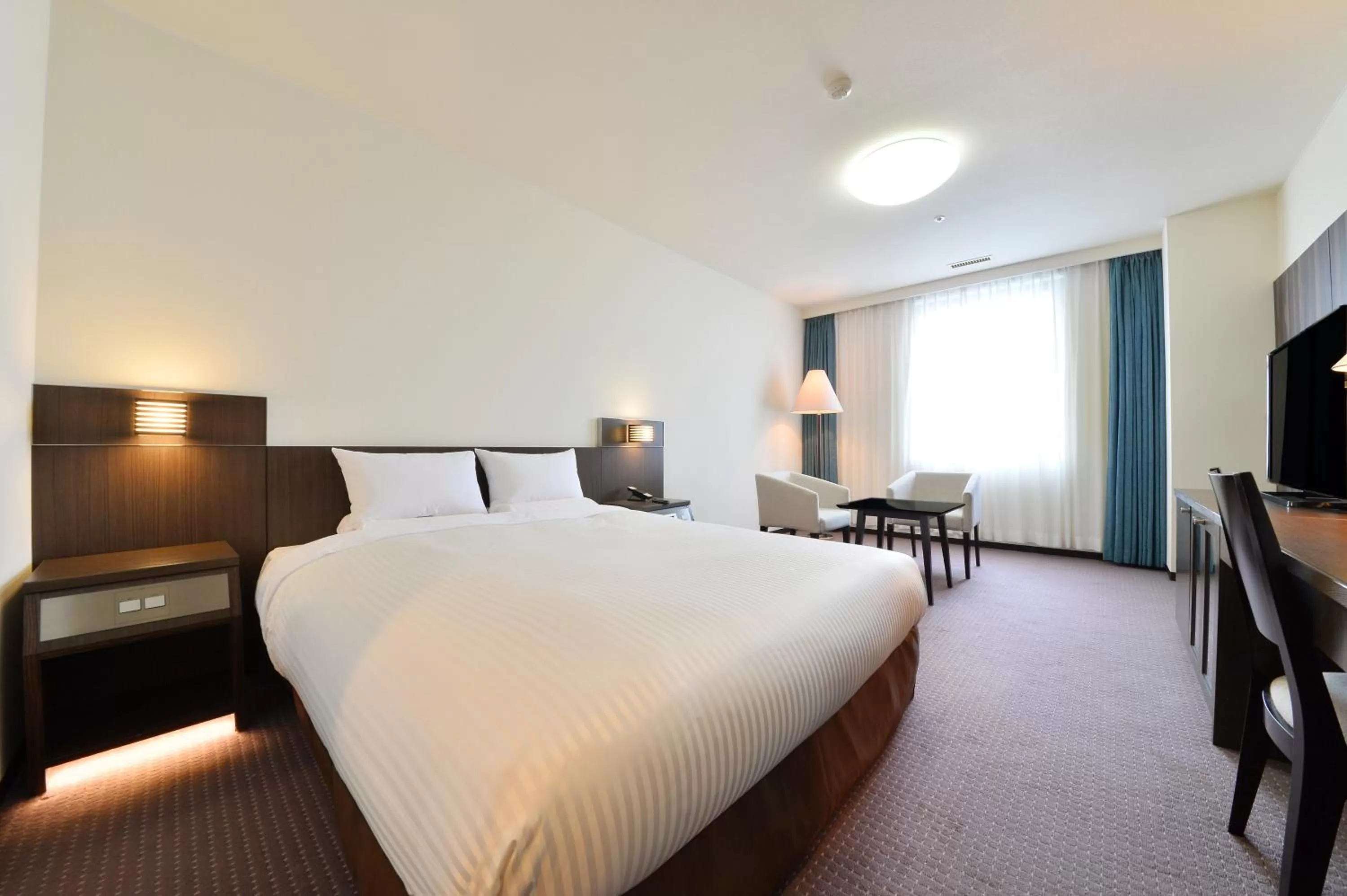 Standard Queen Room A - single occupancy - Smoking in Hakodate Kokusai Hotel
