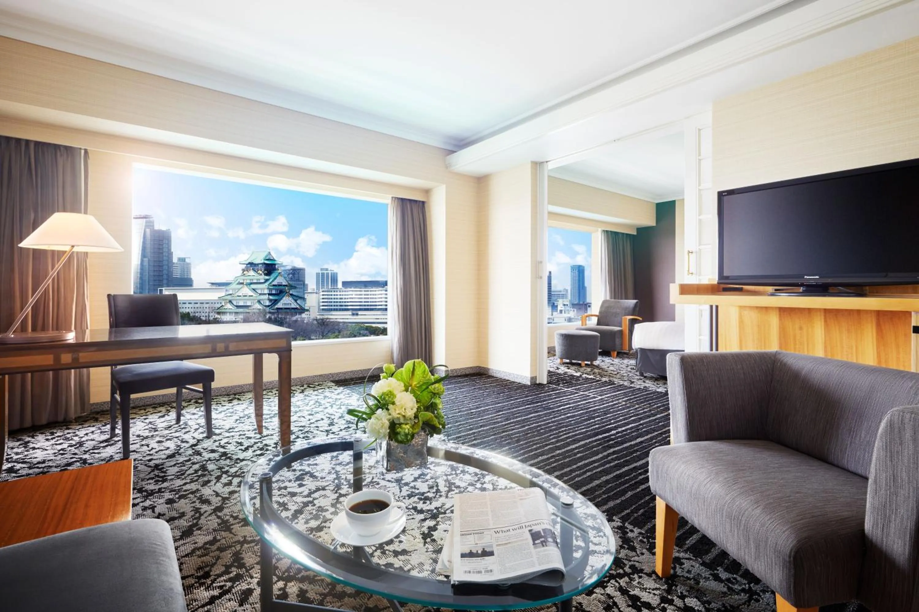 Superior Junior Suite Non Smoking  Castle View in Hotel New Otani Osaka