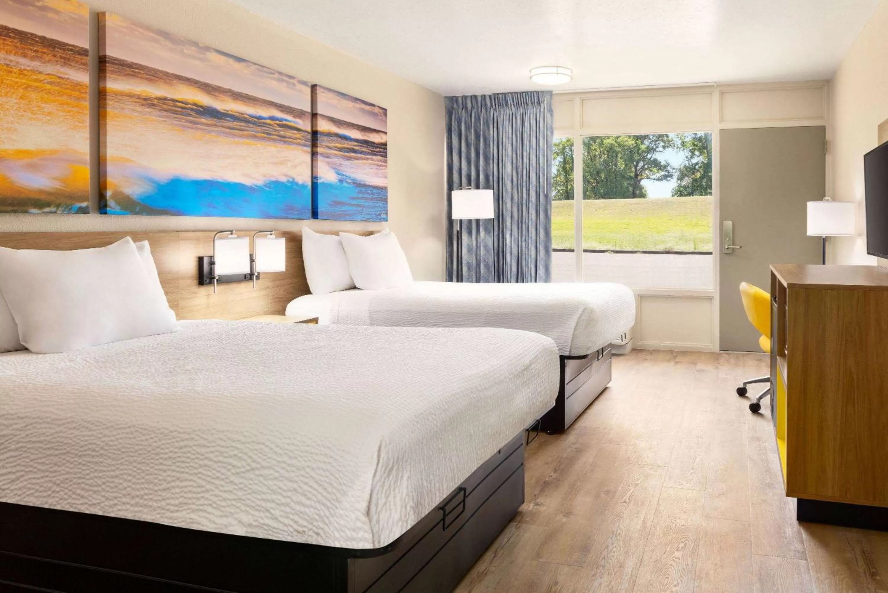 Double Room with Two Double Beds - Smoking in Days Inn by Wyndham McComb MS