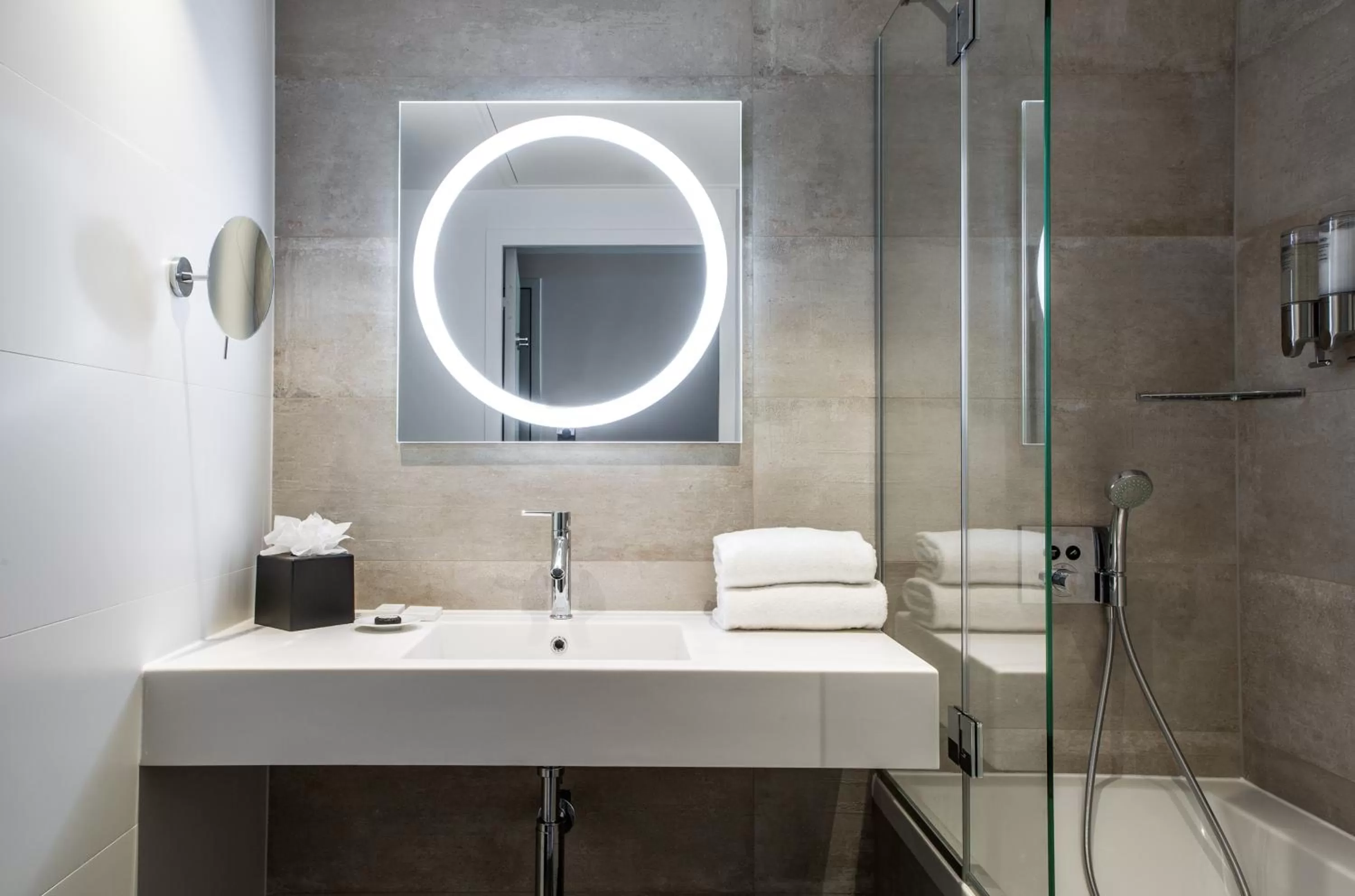 Deluxe Double or Twin Room in L'Imprimerie Hôtel