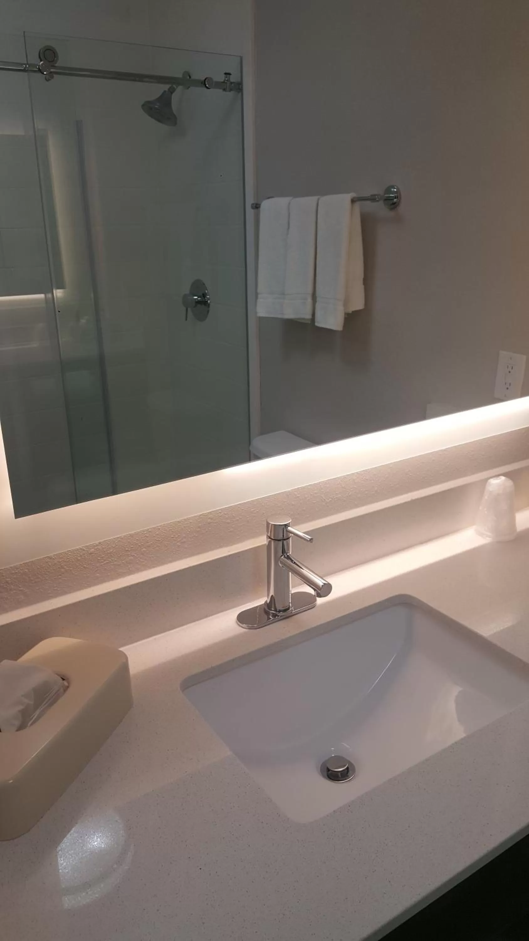 Standard Queen Room with Two Queen Beds in Holiday Inn Express Hotel & Suites Albuquerque - North Balloon Fiesta Park by IHG