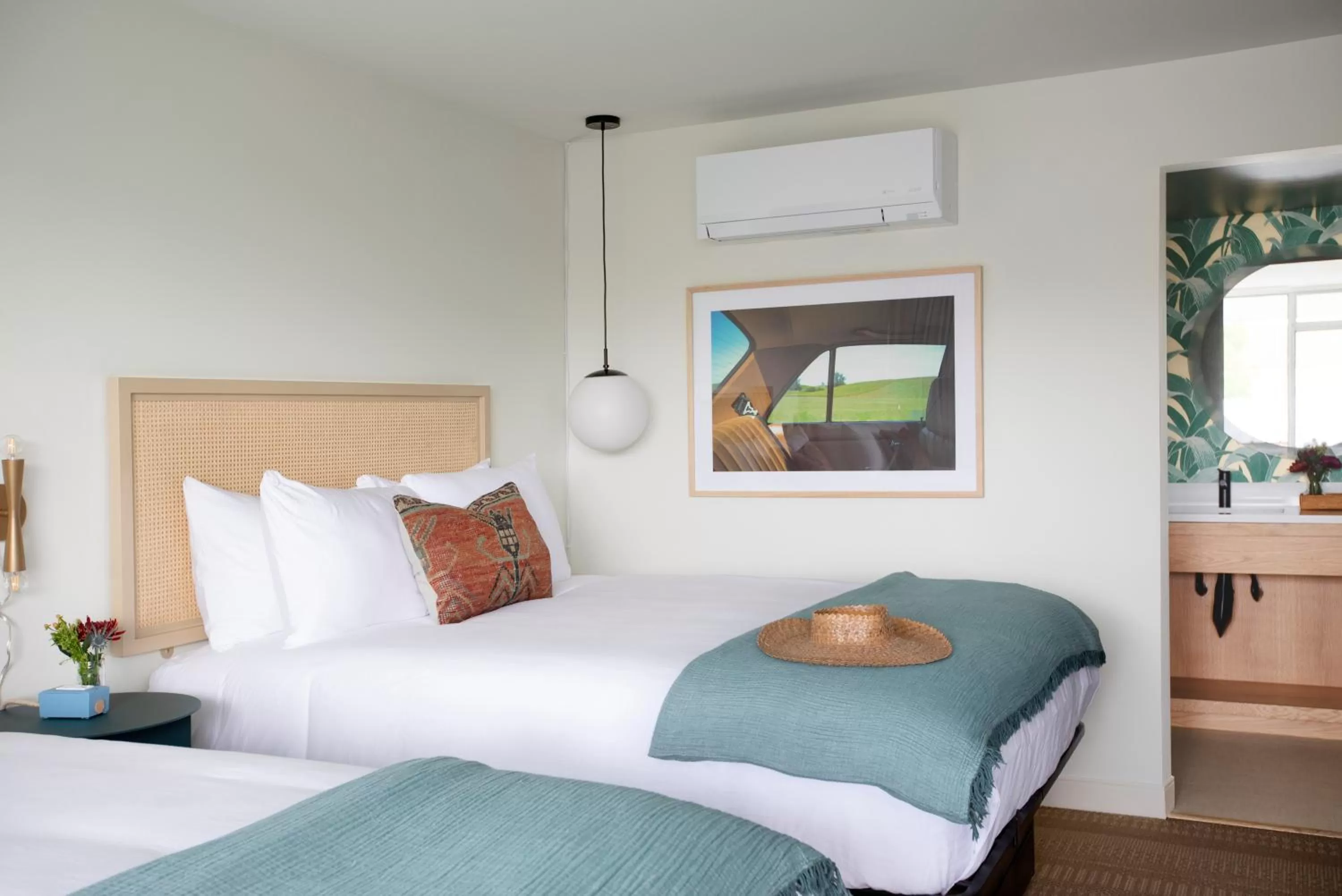 Queen Room with Two Queen Beds in The Starlight Motor Inn