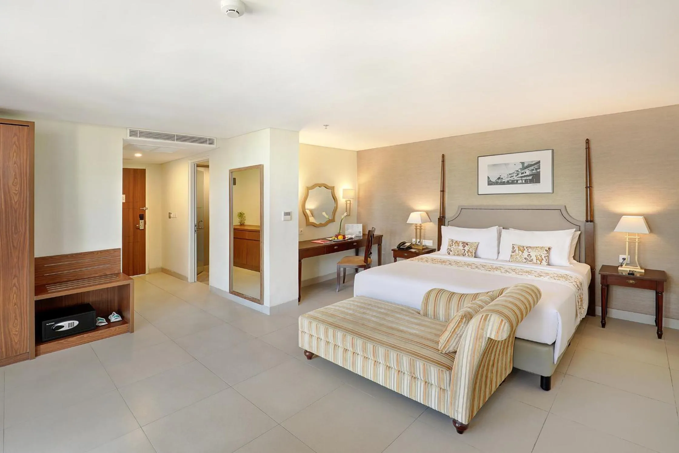 Junior Suite in Kokoon Hotel Surabaya