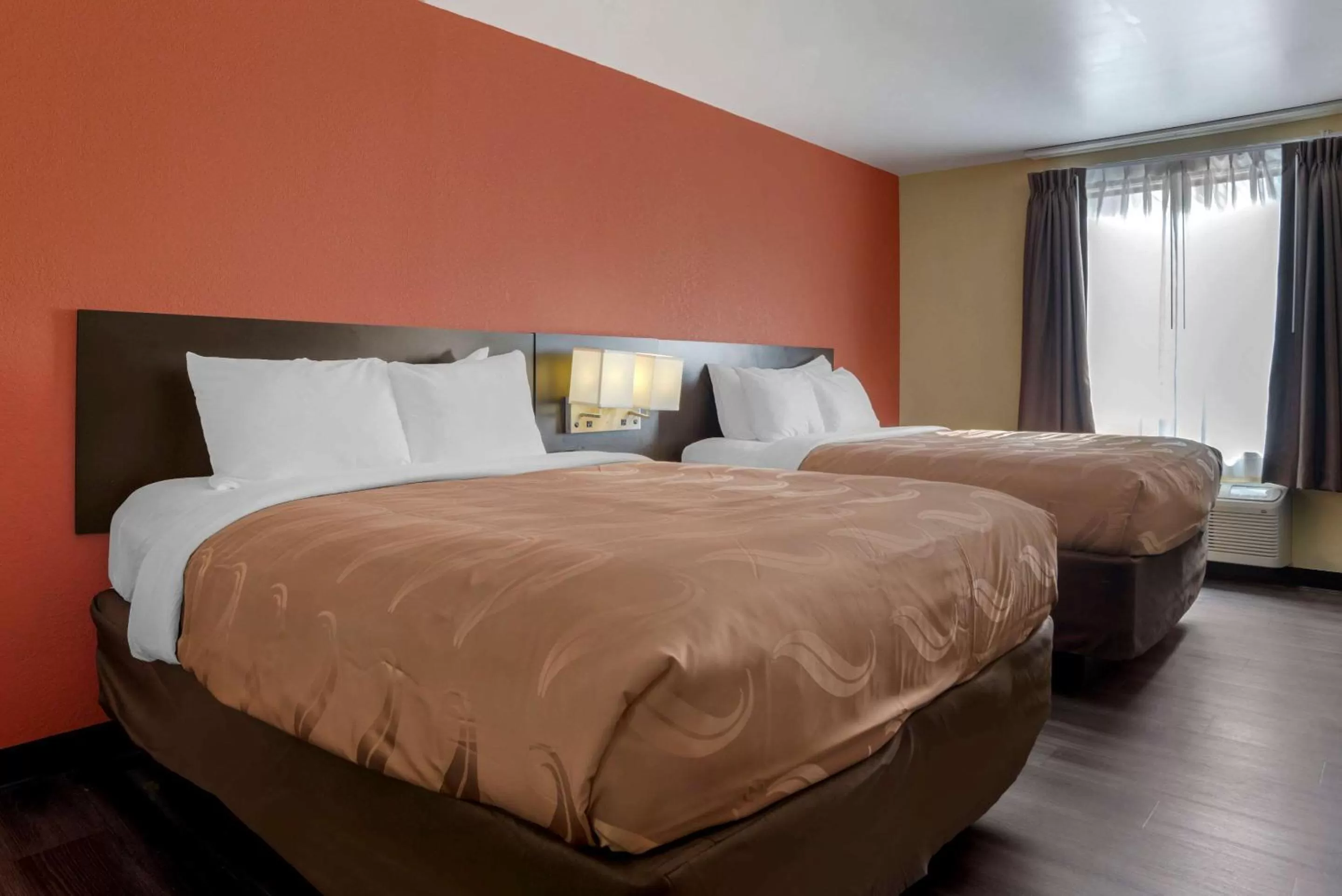 Standard Queen Room - Upper Floor - Non-Smoking in Quality Inn Phenix City Columbus