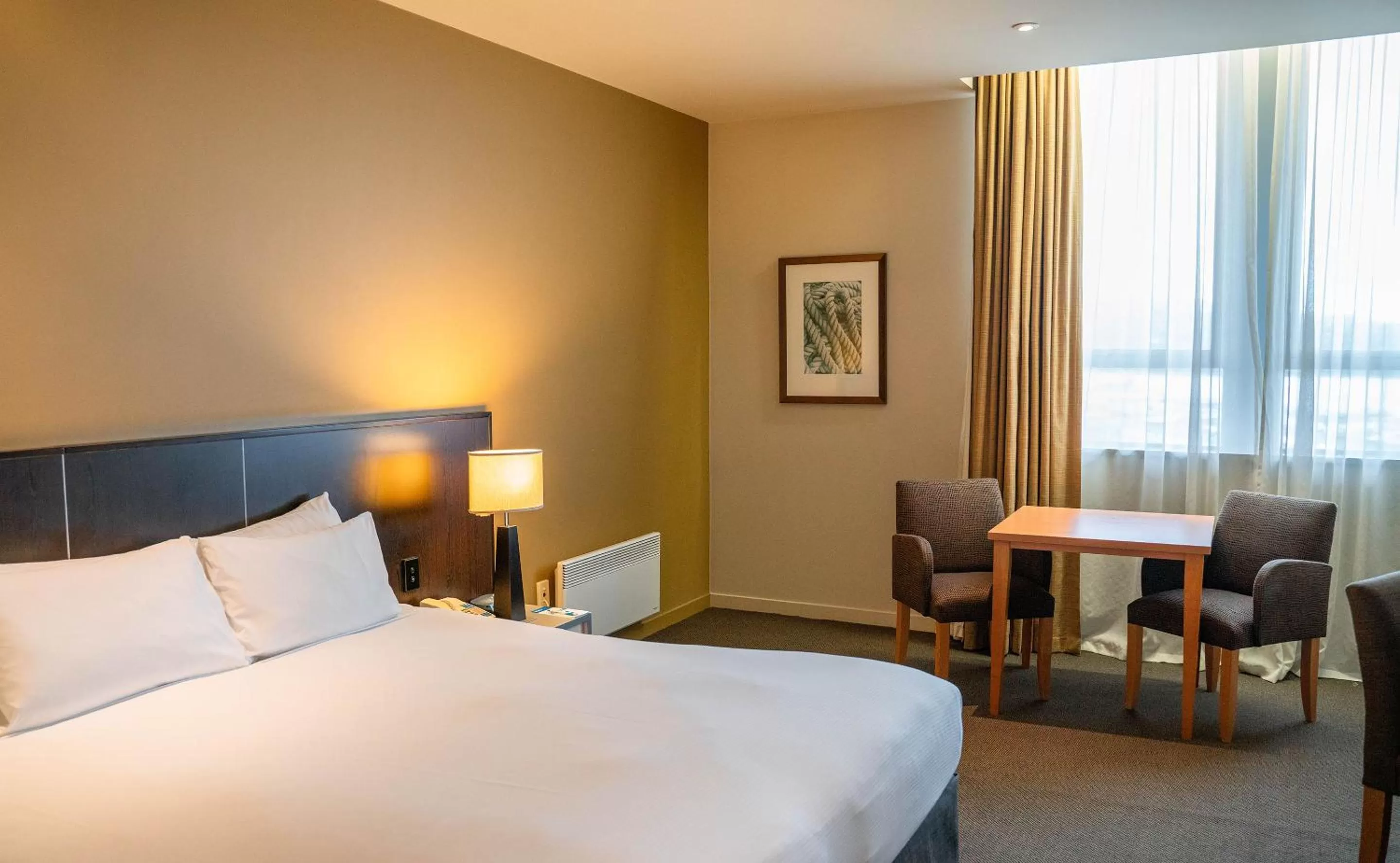 Standard King Room in Scenic Hotel Dunedin City