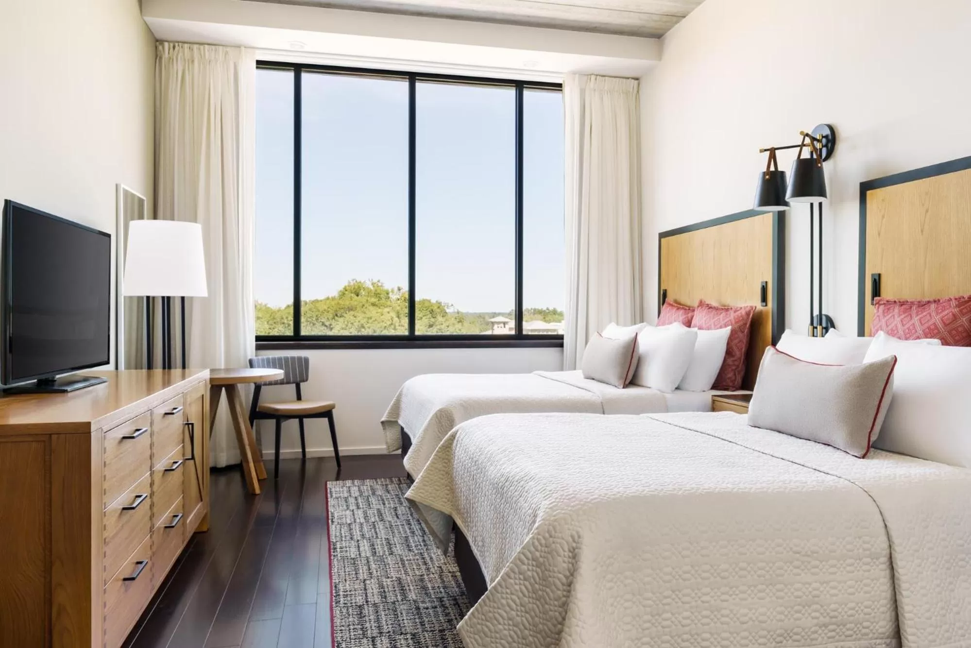 Deluxe Twin Room - Hearing Accessible in Hotel Indigo Athens - University Area by IHG