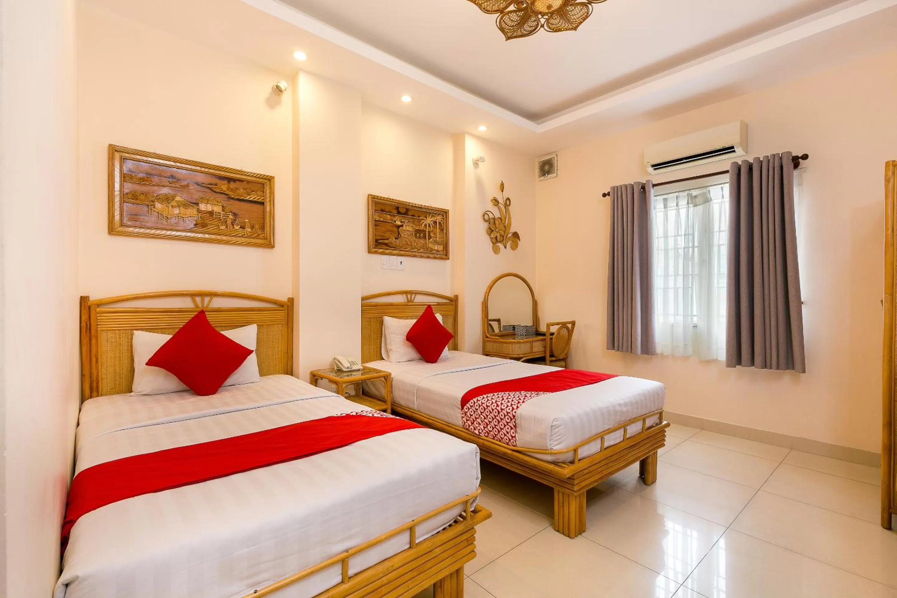 Deluxe Twin Room in Calmette Hotel 151 - Ben Thanh