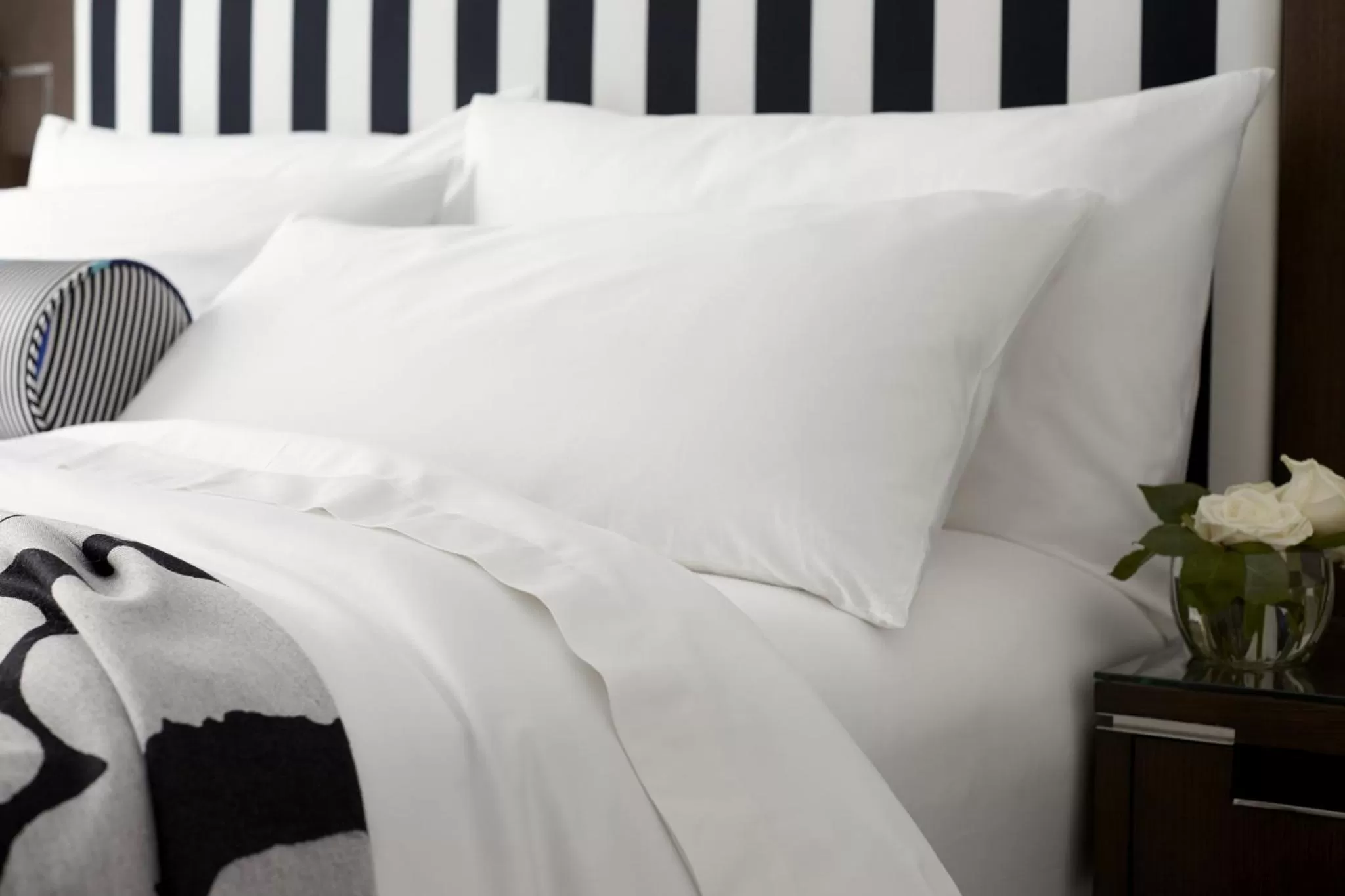 Classic King Mobility- and Hearing-Accessible Guest Room With Tub in Archer Hotel New York