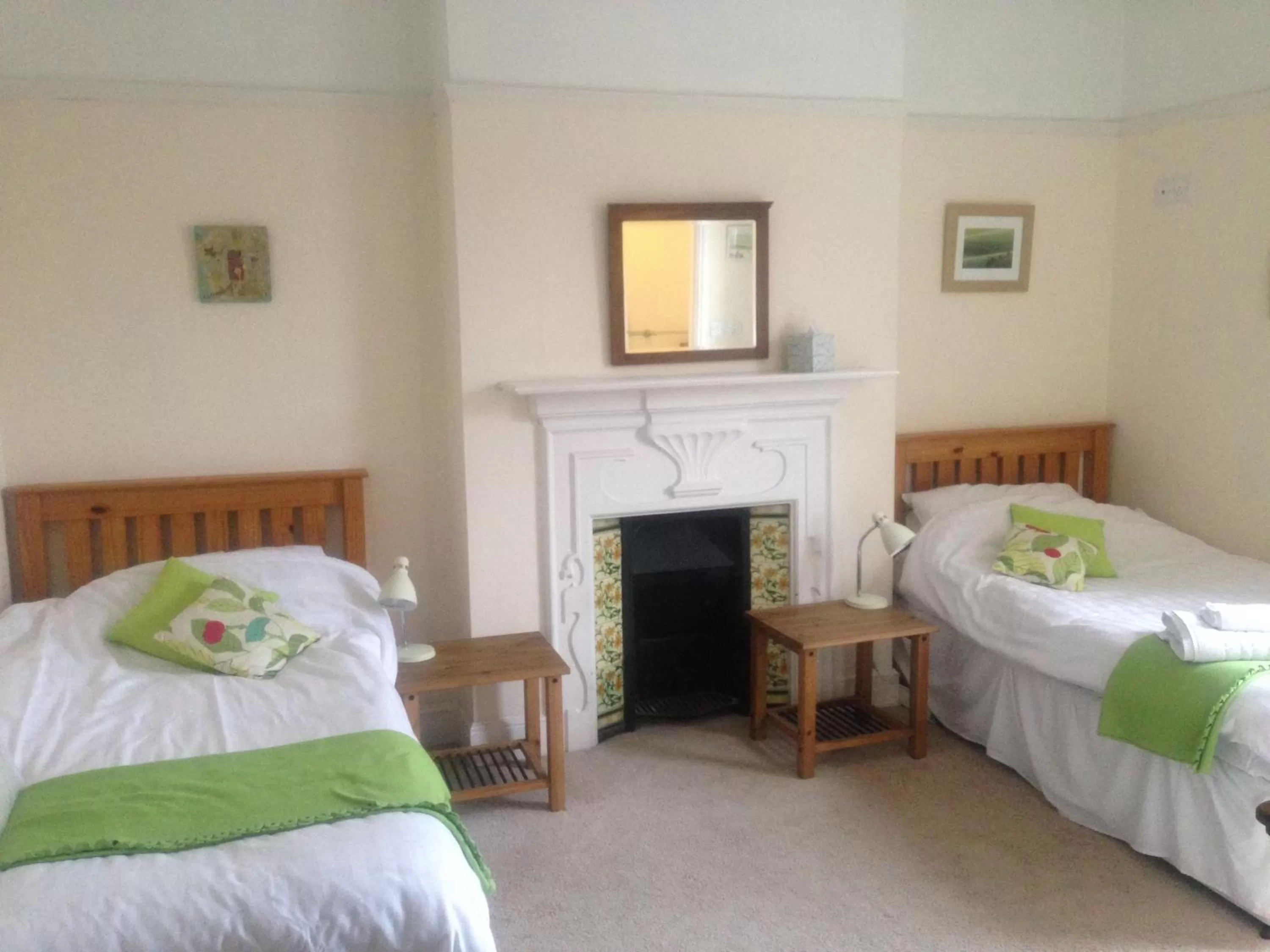 Deluxe Twin Room in Old Church House