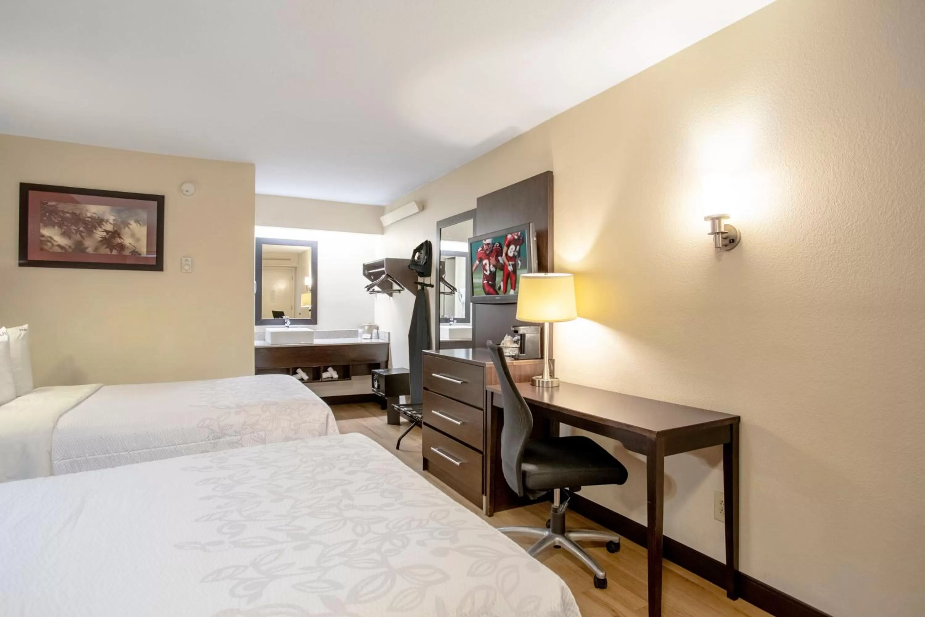 Standard Room with Two Double Beds Smoke Free in Red Roof Inn PLUS+ Pittsburgh East - Monroeville