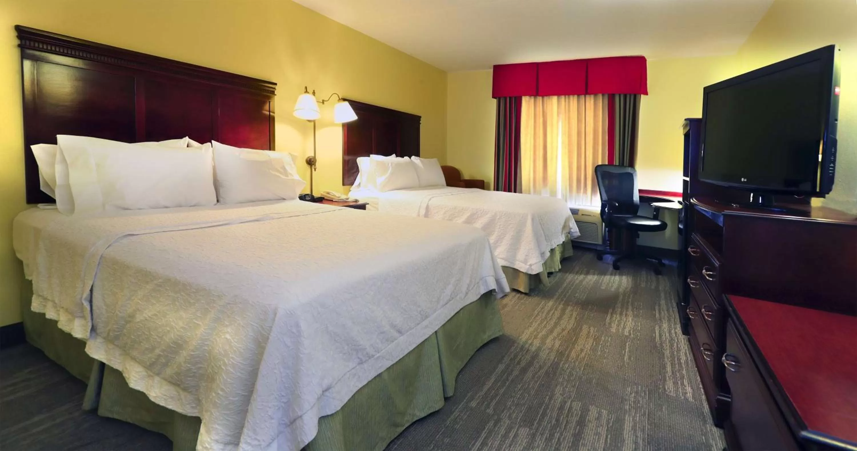 Queen Room with Two Queen Beds - Non-Smoking in Hampton Inn and Suites of Lamar