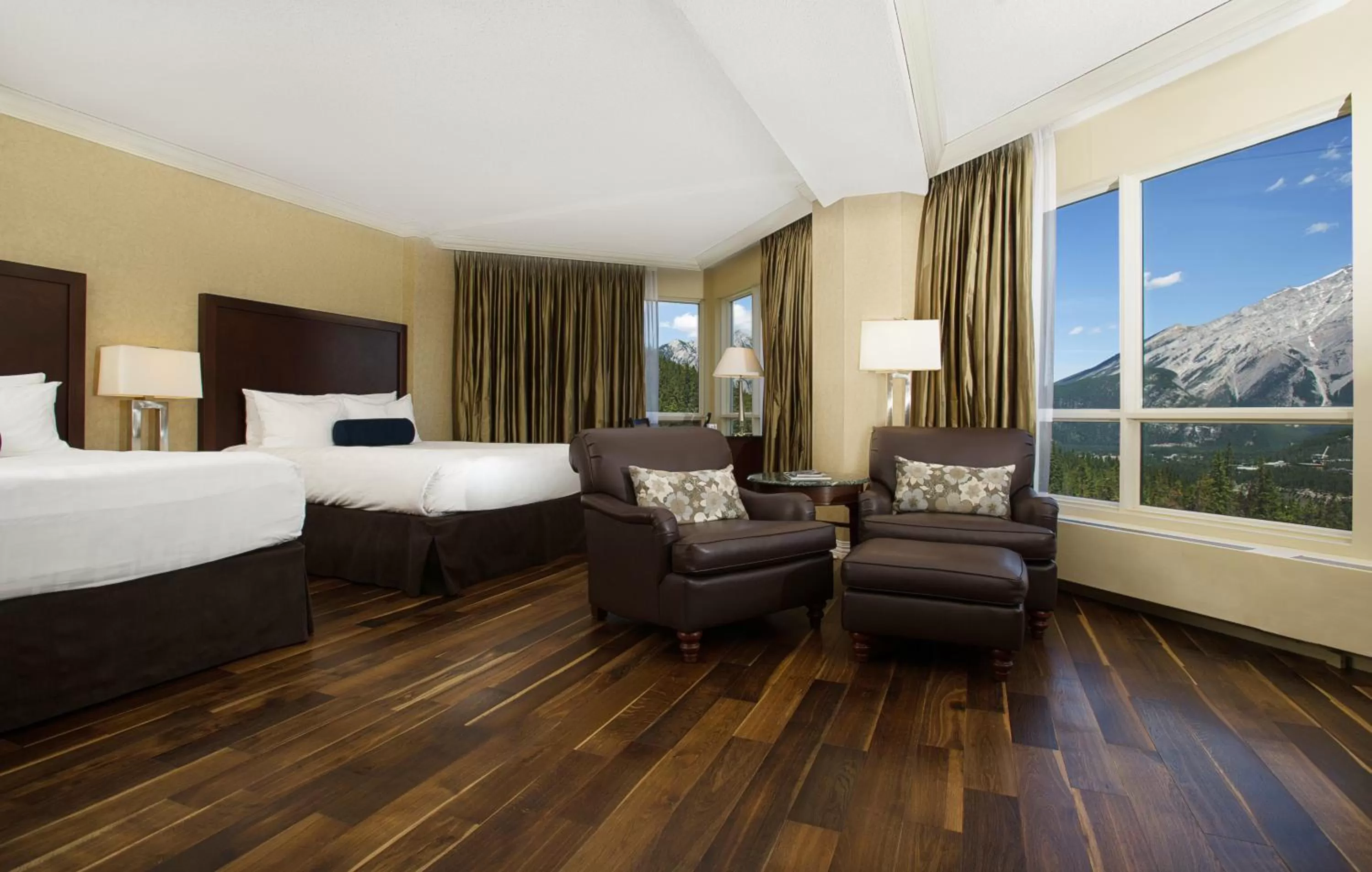 GrandView One Bedroom Suite, Valley View, 2 Queen Beds, Sofa Bed & Balcony in Rimrock Banff, Emblems Collection
