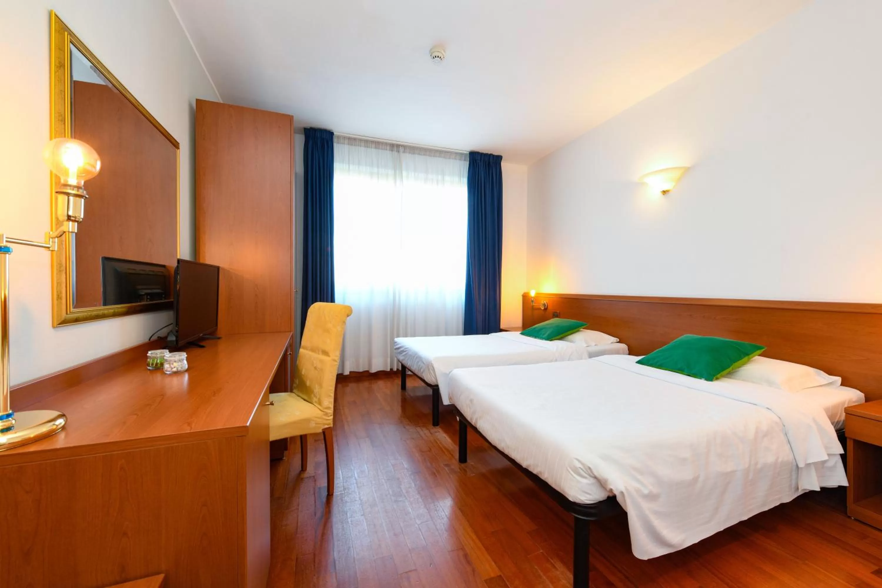 Superior Twin Room in Hotel New Genziana