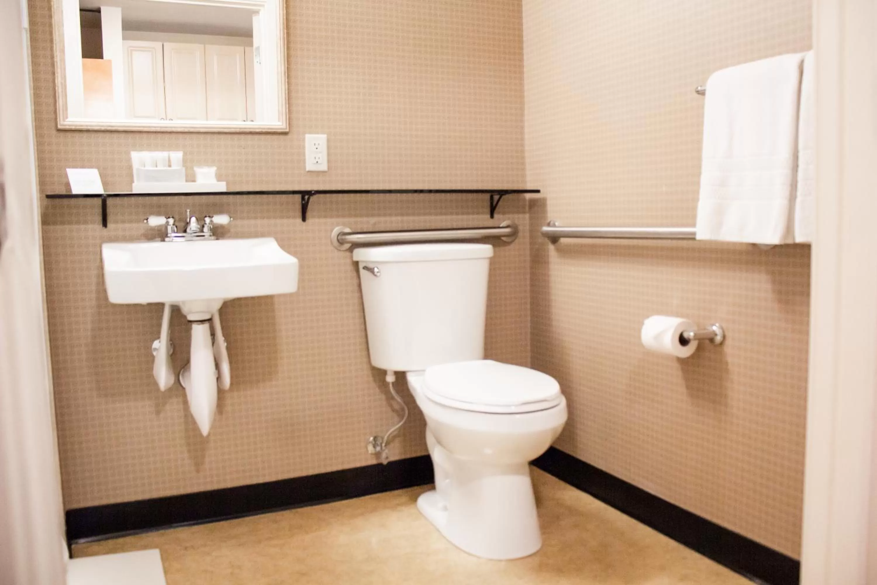 King Room in The Mediterranean Inn