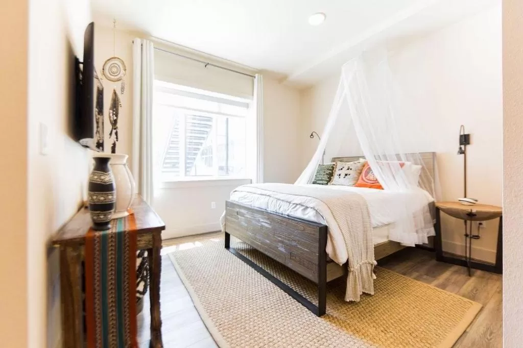 Deluxe Queen Room in The Bishop Arts Hotel by Qresorts