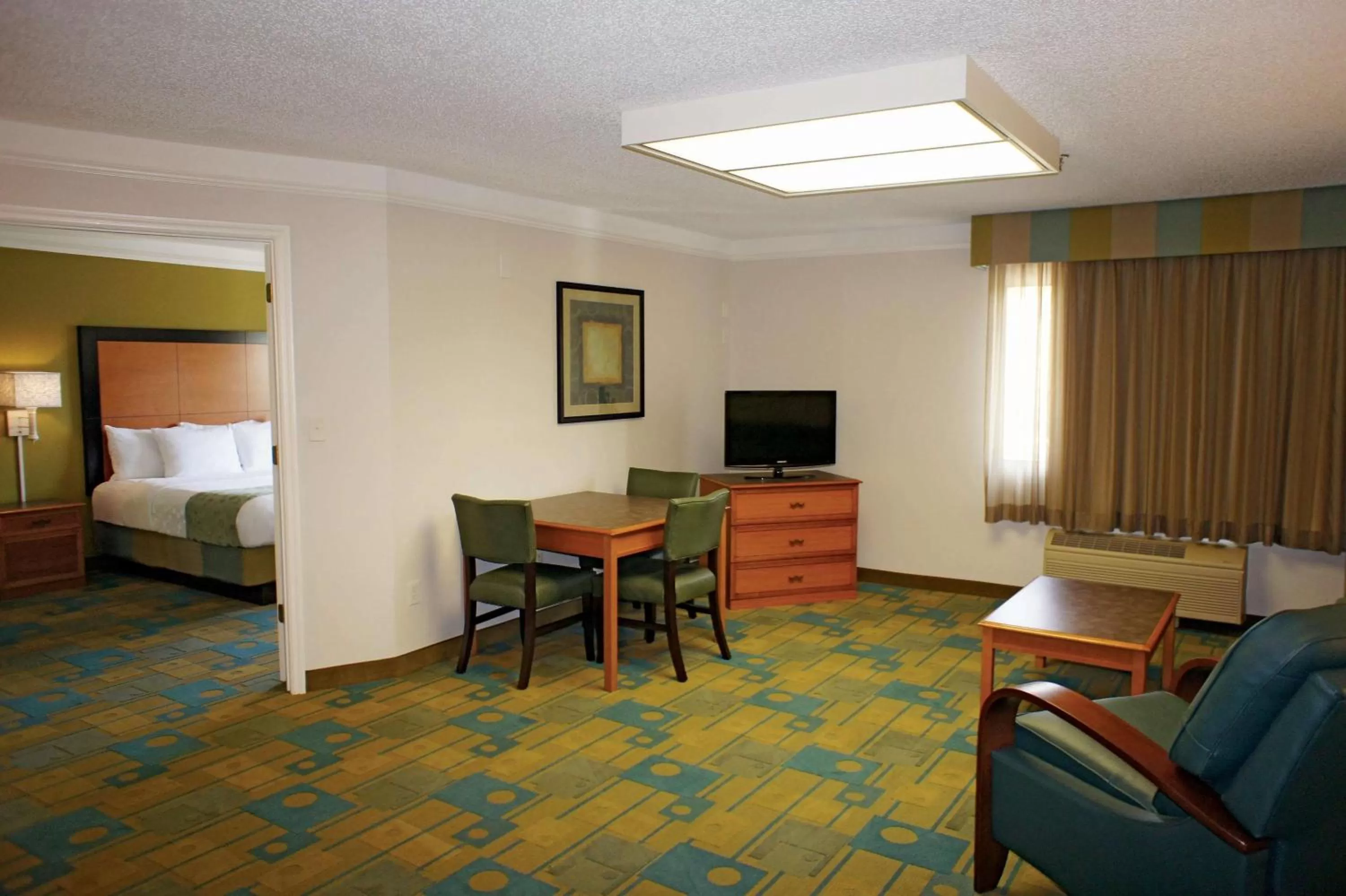 One-Bedroom Deluxe King Suite - Non-Smoking in La Quinta by Wyndham St. Pete-Clearwater Airport