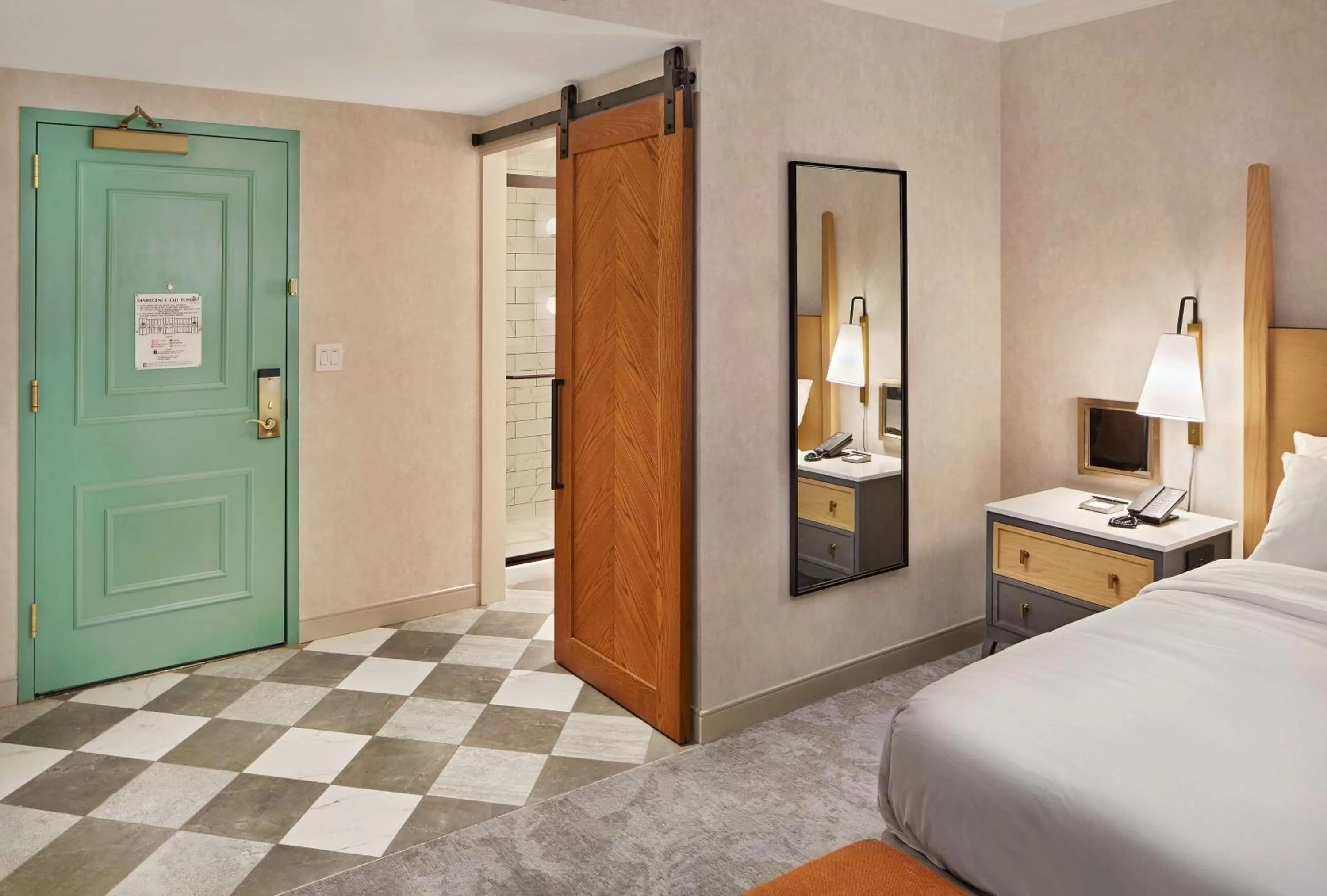 Queen Room with Two Queen Beds in Hilton Pearl River