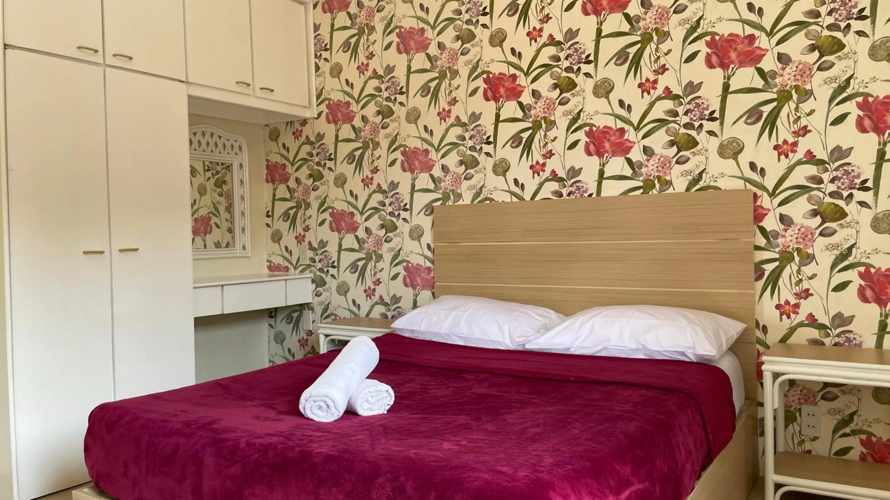 Queen Studio in Red Knight Gardens