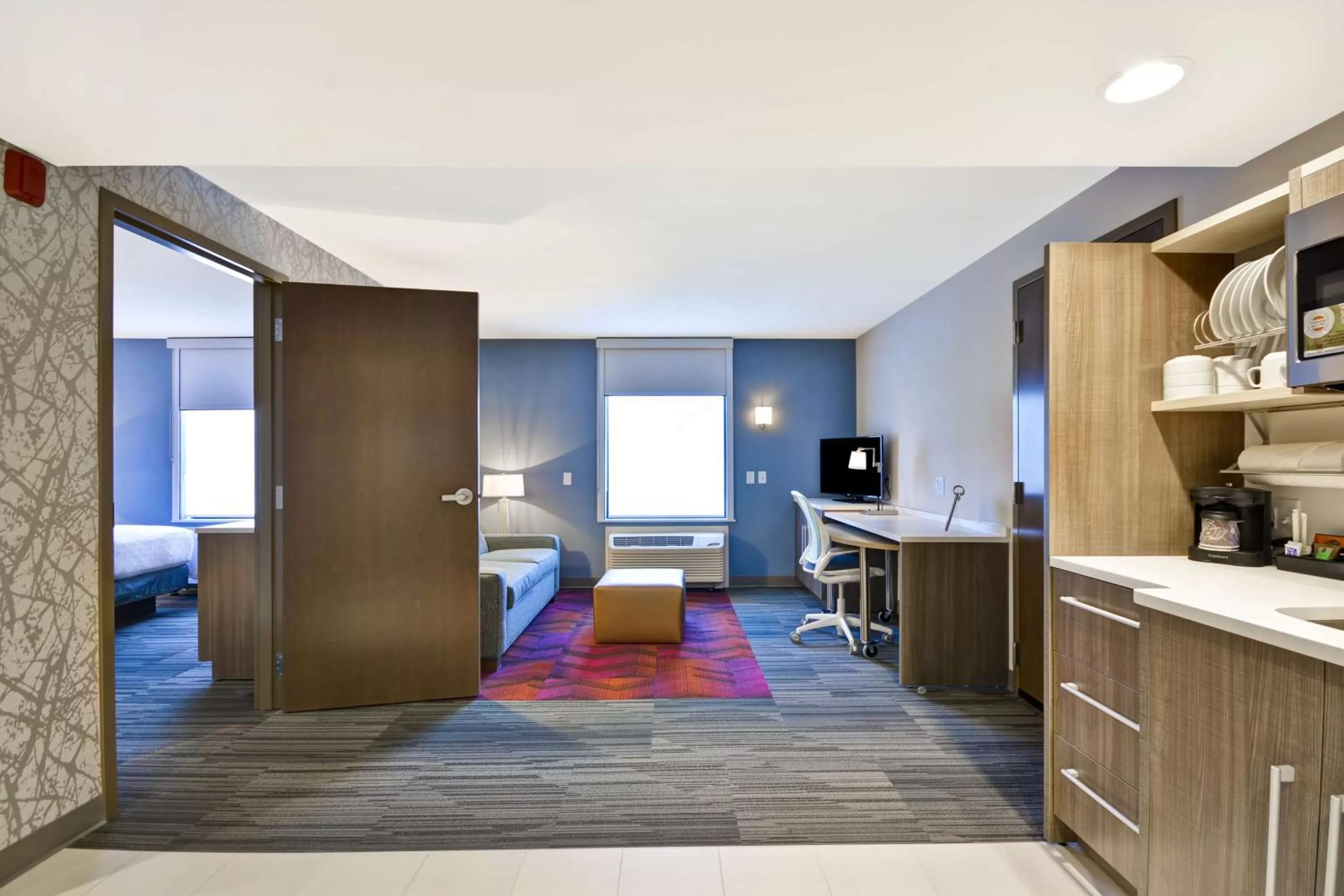 One-Bedroom King Suite - Non-Smoking in Home2 Suites by Hilton Kansas City KU Medical Center
