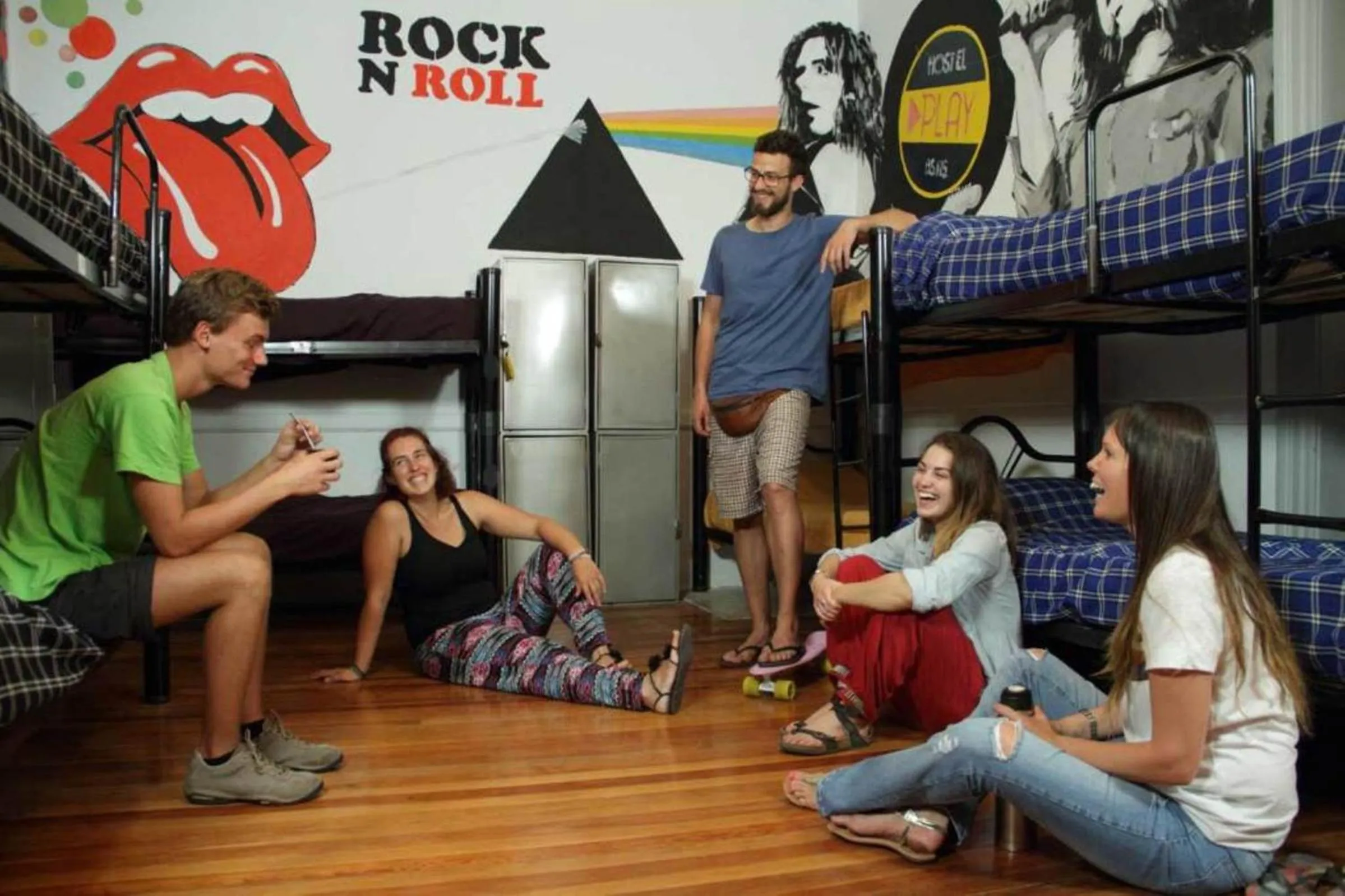 Bed in 8-Bed Mixed Dormitory Room in Play Hostel Soho