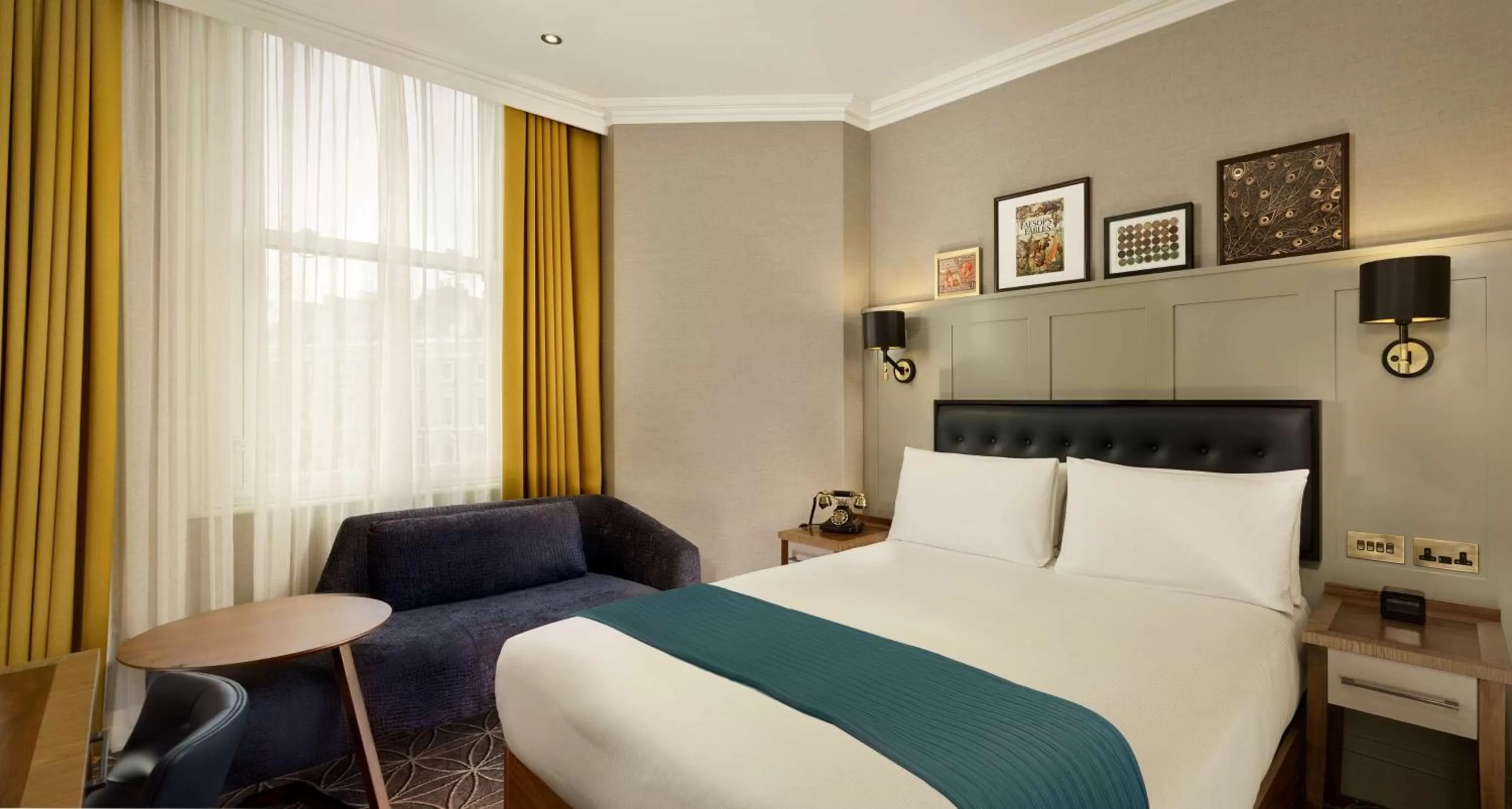 Deluxe King Room in 100 Queen's Gate Hotel London Kensington, Curio Collection by Hilton