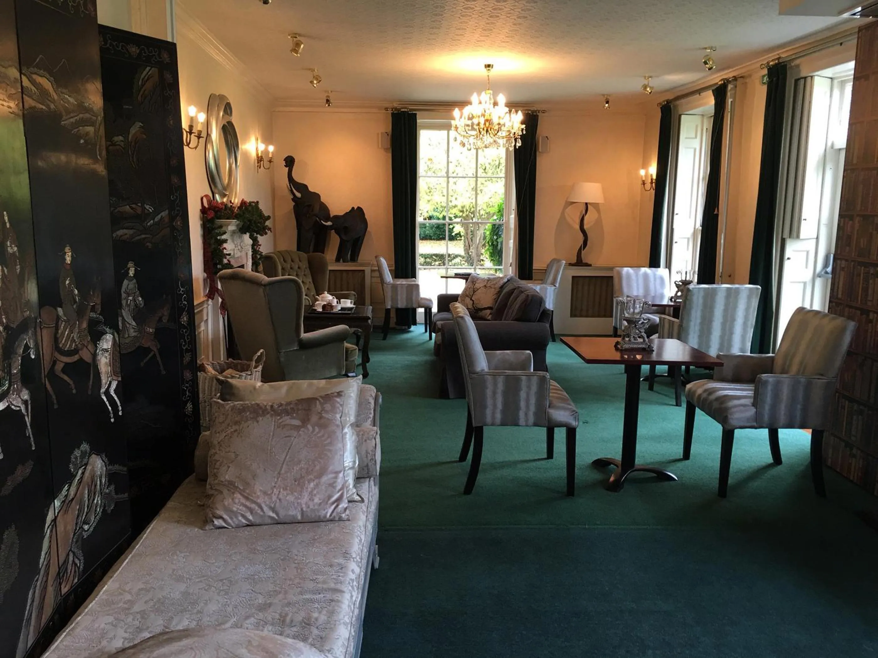 Dining area in Hook House