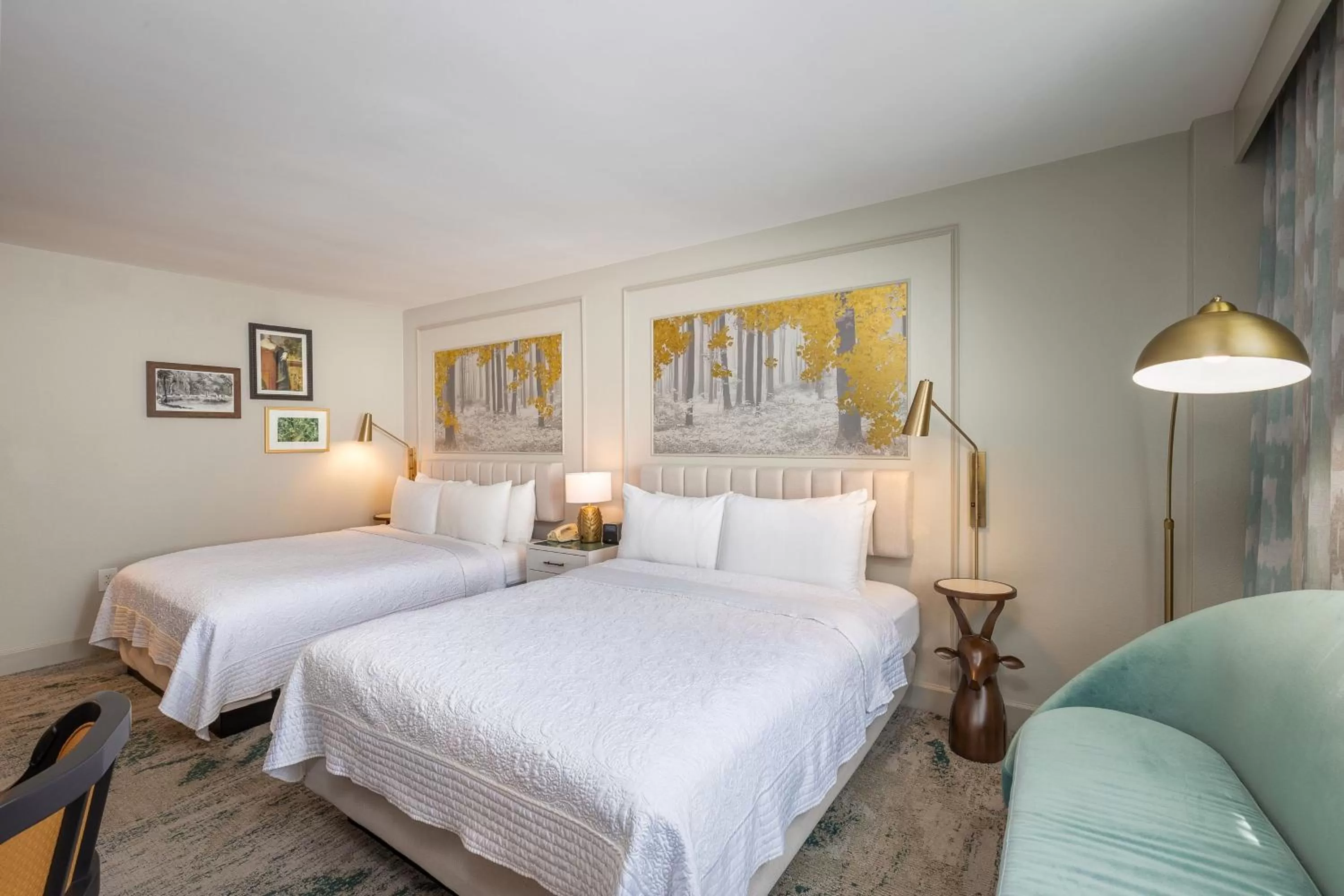 Queen Room with Two Queen Beds and Adapted Tub - Mobility and Hearing Accessible in Castle Hotel, Autograph Collection by Marriott