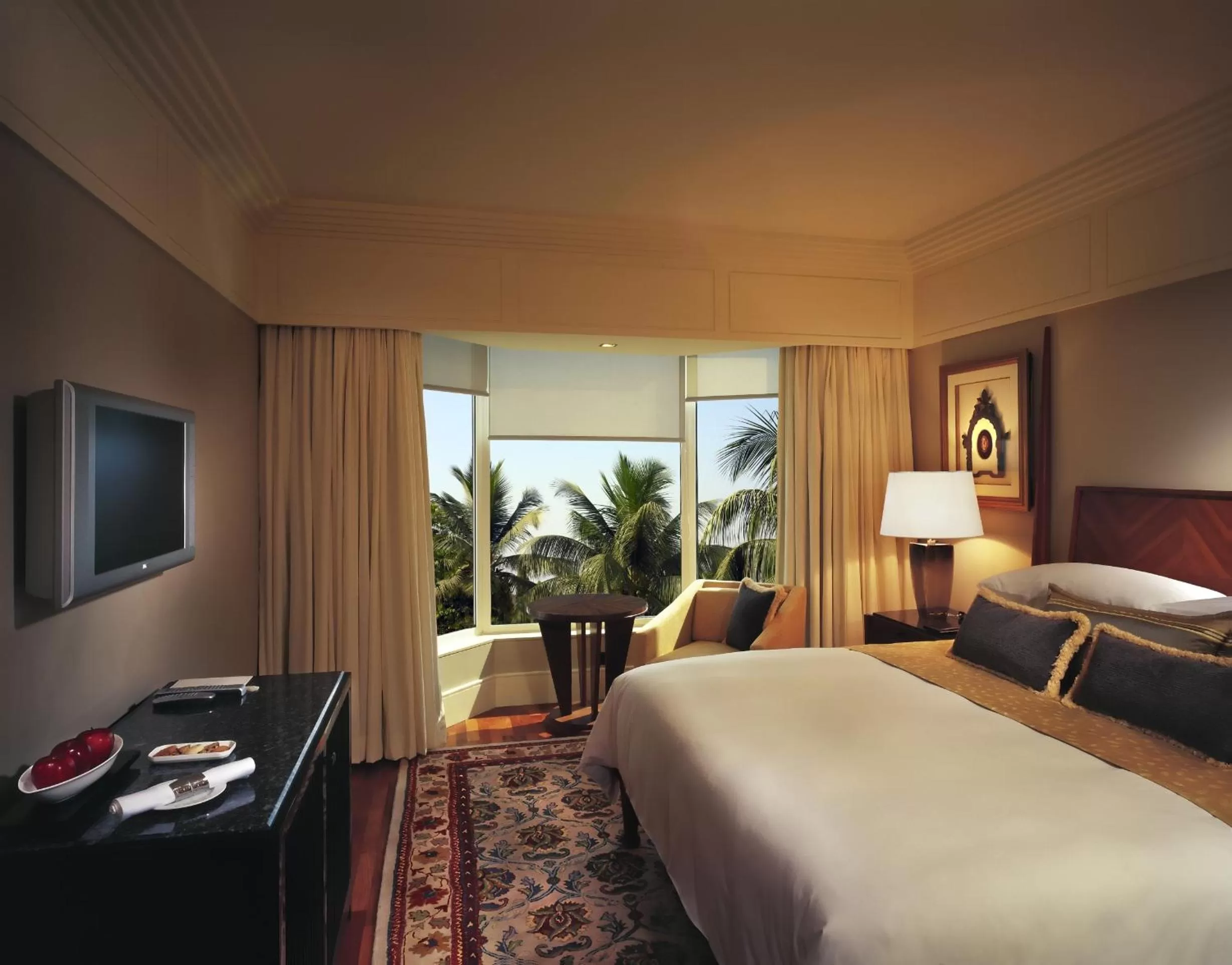 Junior Presidential Suite with Complimentary Airport transfer, Lounge Access,complimentary usage of meeting room for two hours per stay in The Leela Mumbai