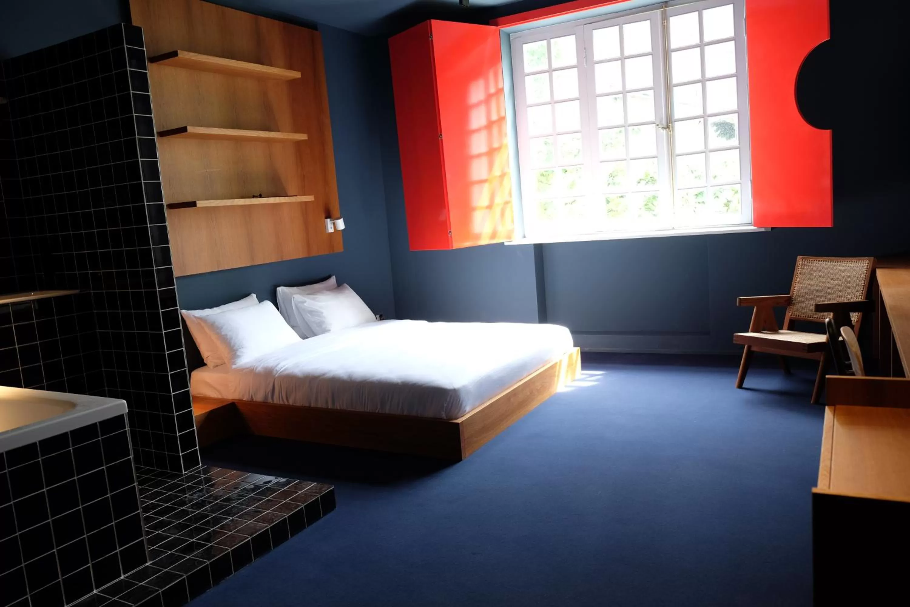 Deluxe Double Room with Bath in Blueberry Nights