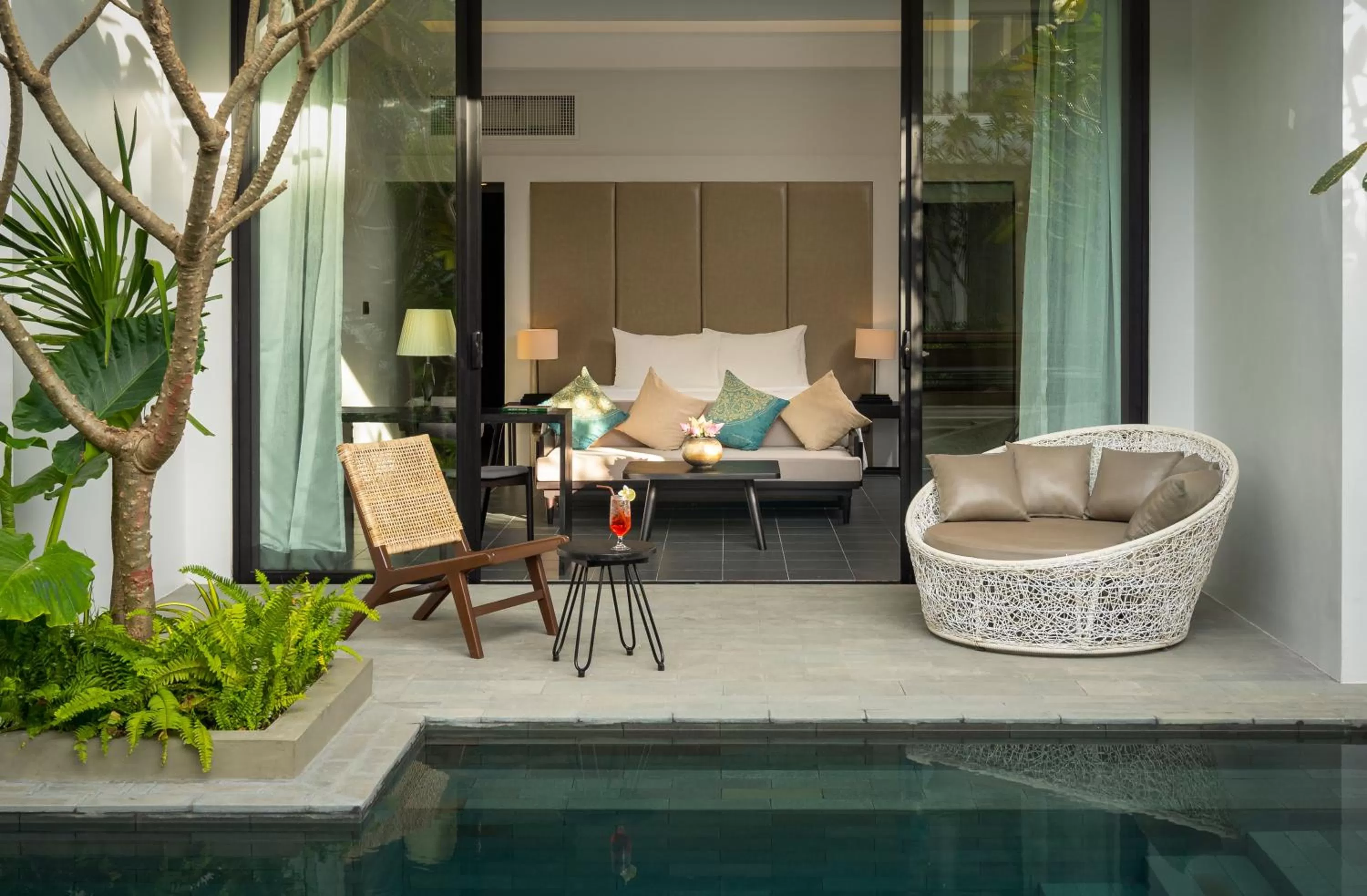 Suite Pool Access in Eightfold Urban Resort