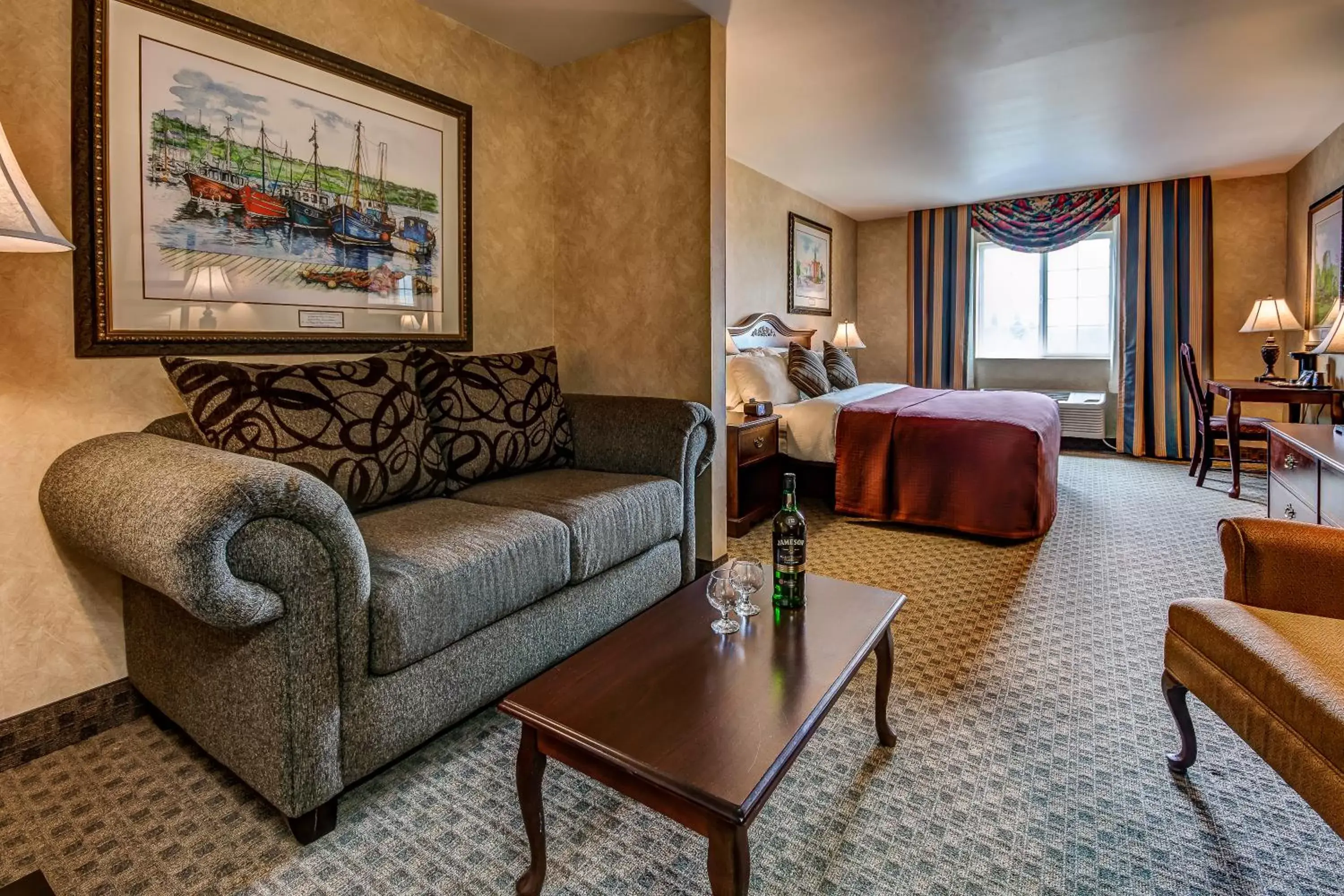 Irish Cottage Inn & Suites Irish Cottage Inn & Suites