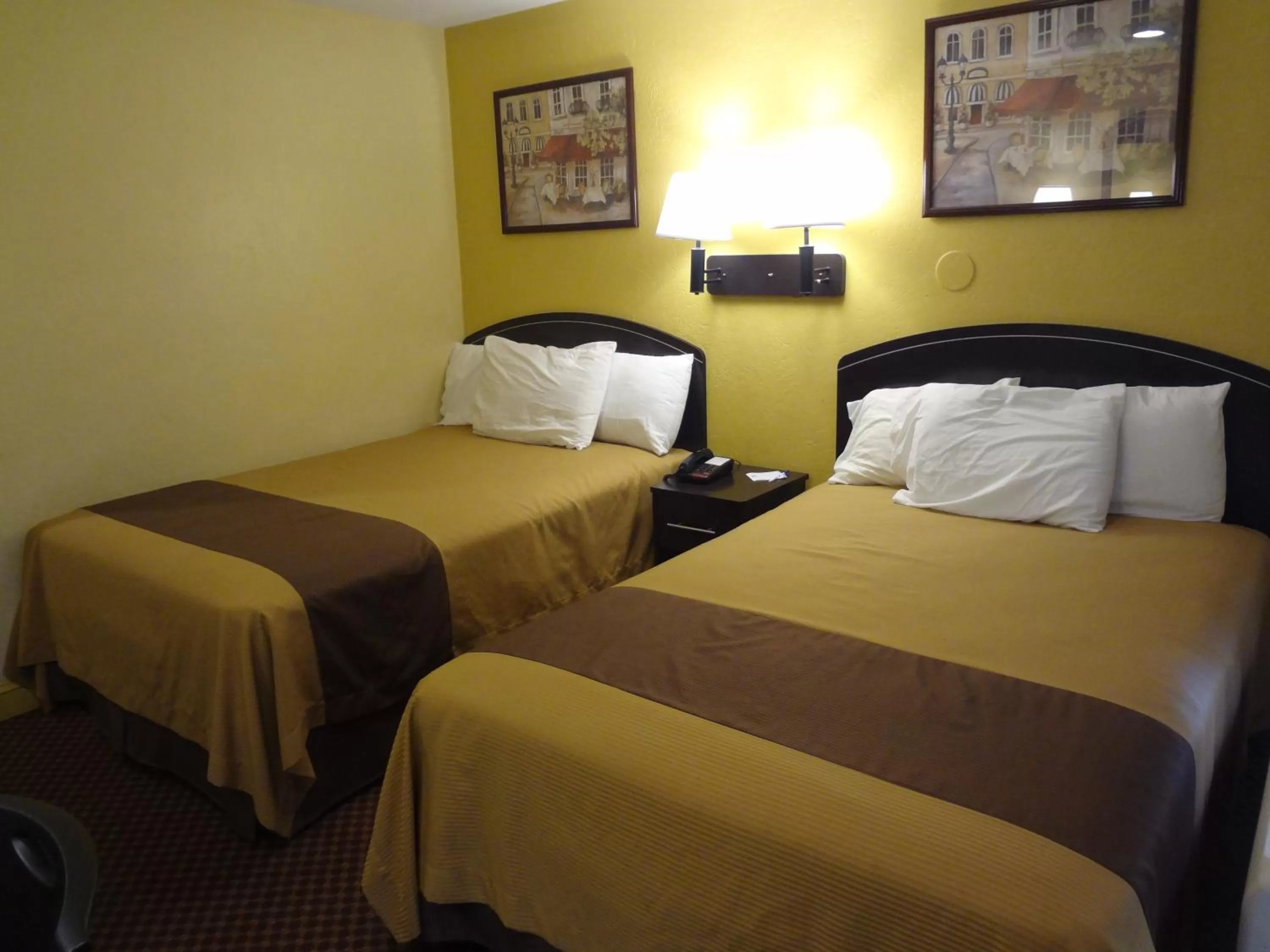 Double Room with Two Double Beds - Non-Smoking in Americas Best Value Inn - Goldsboro