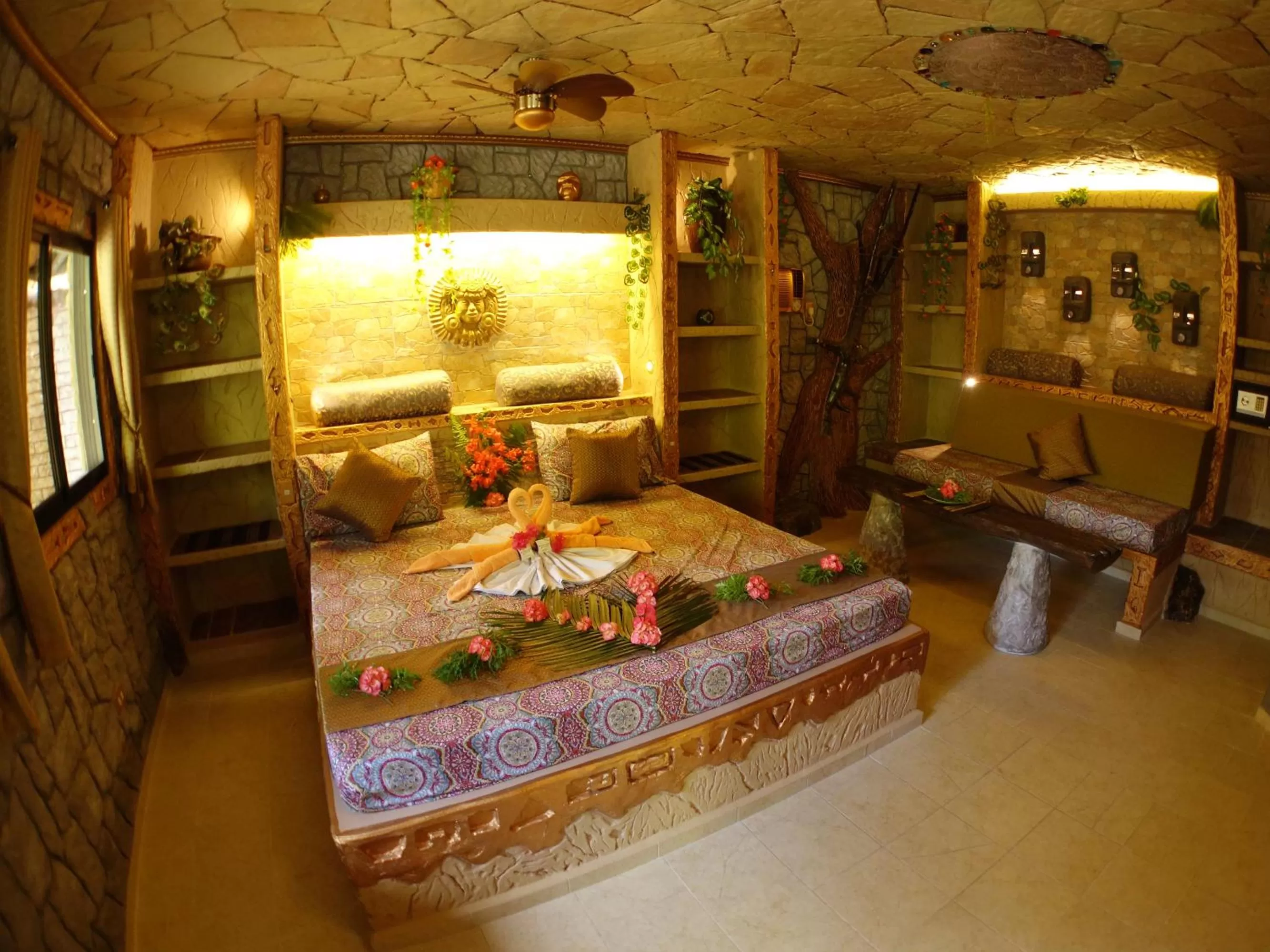 Deluxe Double or Twin Room in Takatuka Beach Resort