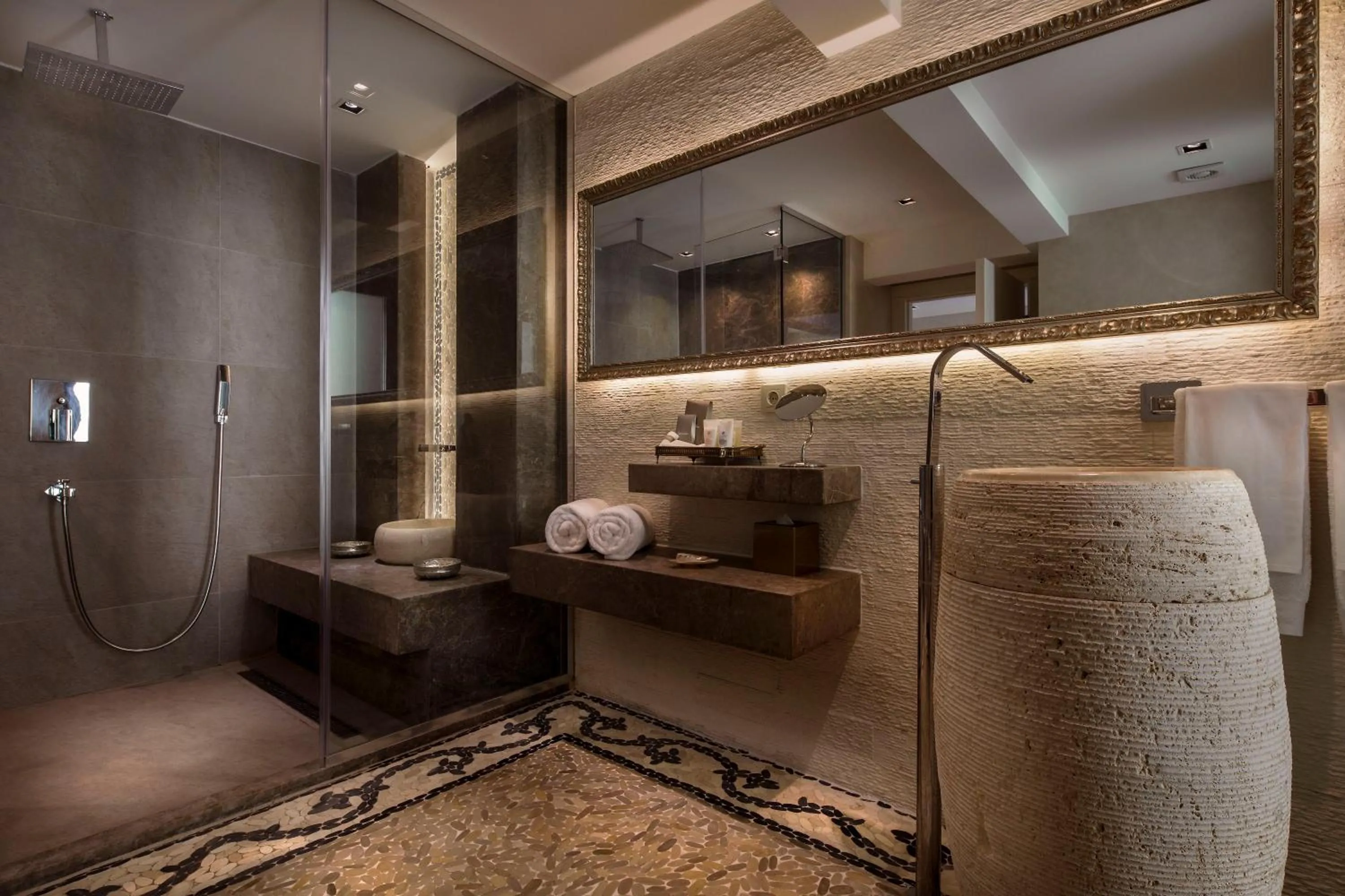 Superior Triple Room with Sea View in Marti Hemithea Hotel