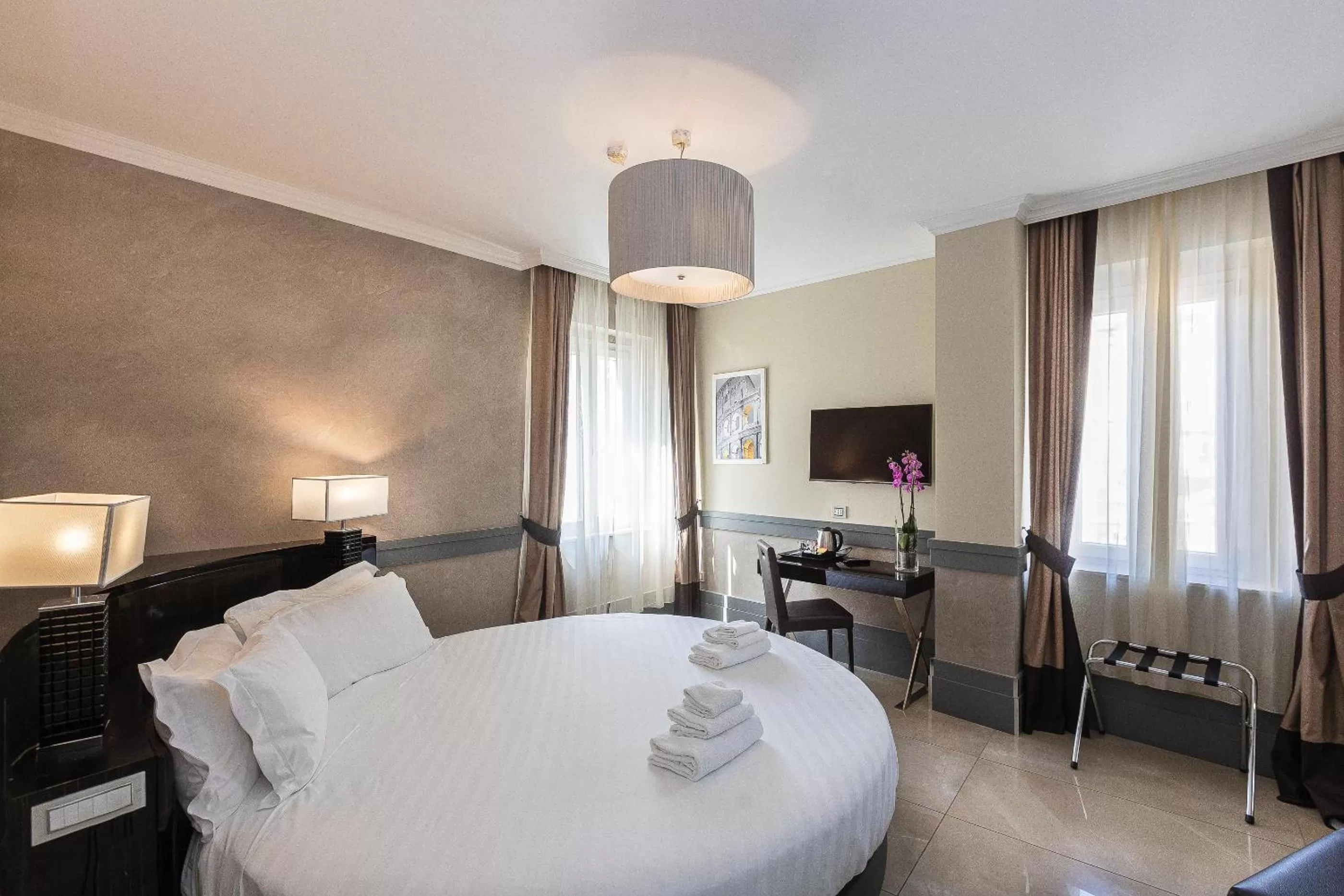Deluxe Quadruple Room in Hotel Castellino Roma