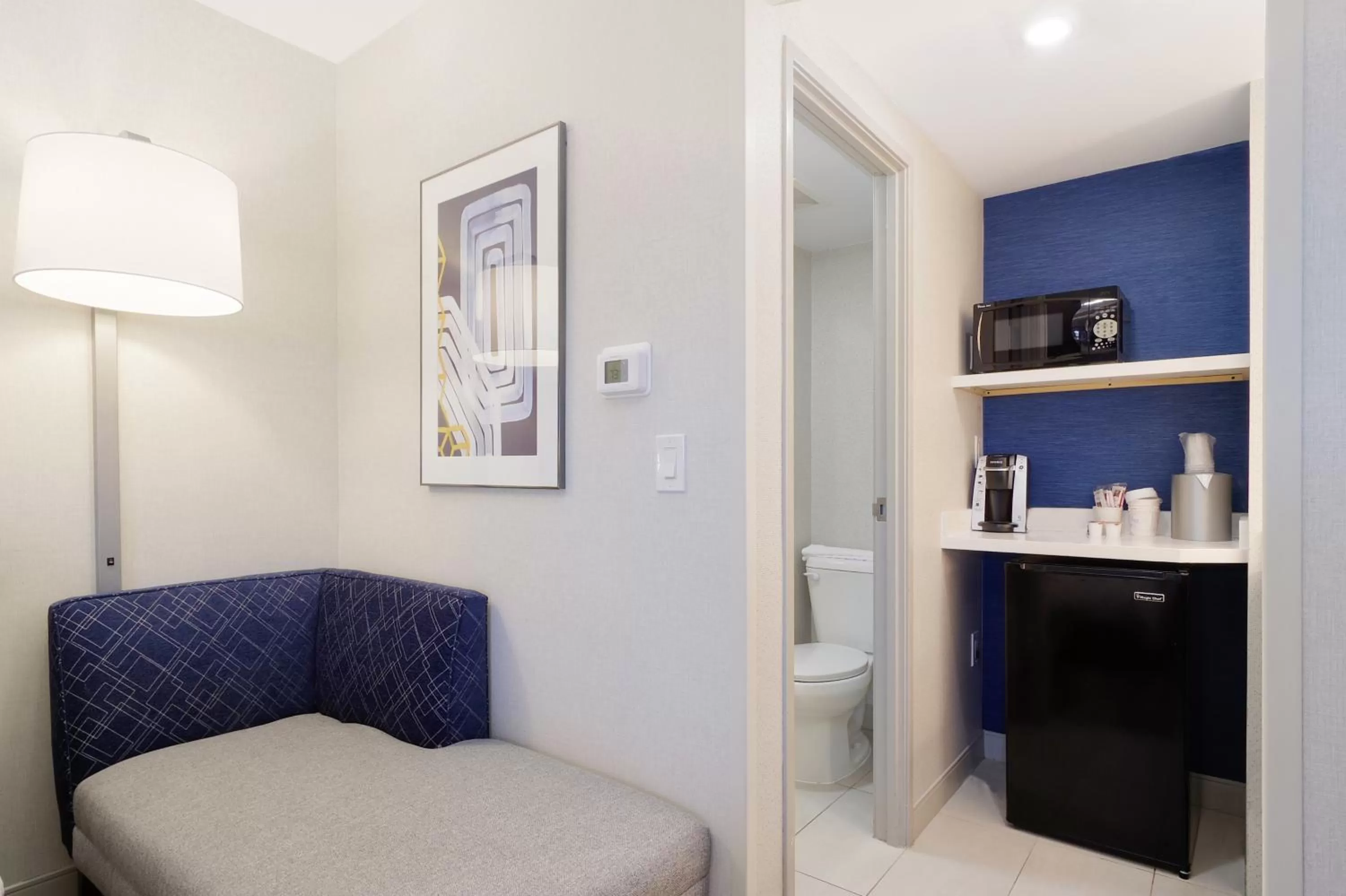 King Room - Hearing Accessible in Holiday Inn Express & Suites Phoenix - Tempe by IHG