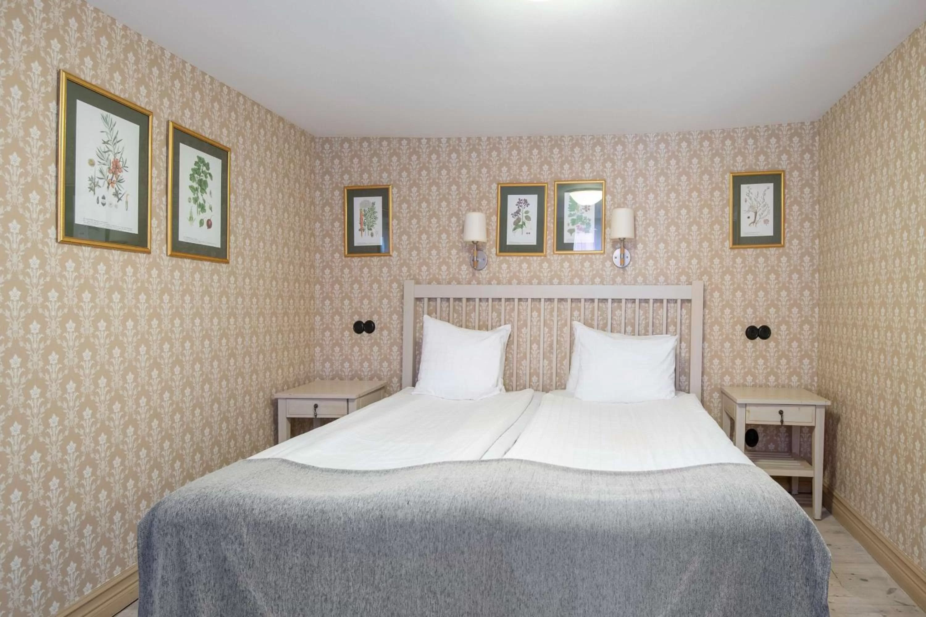 Suite with Two Single Beds in Best Western Hotel Royal