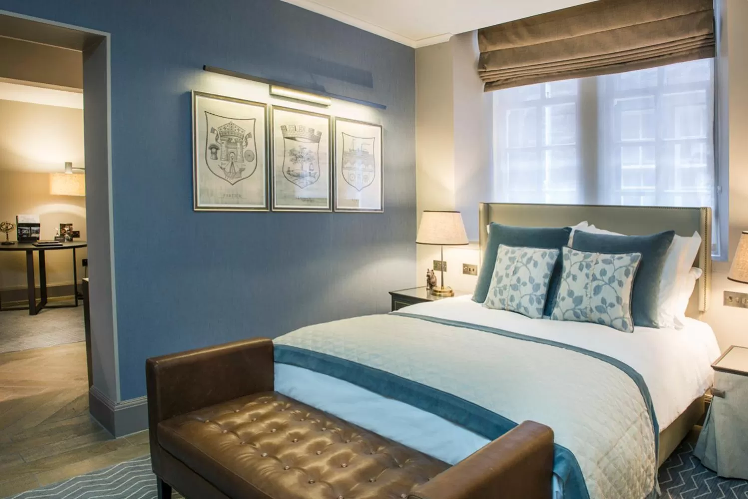 One-Bedroom Suite with Double Bed in voco Grand Central Glasgow by IHG